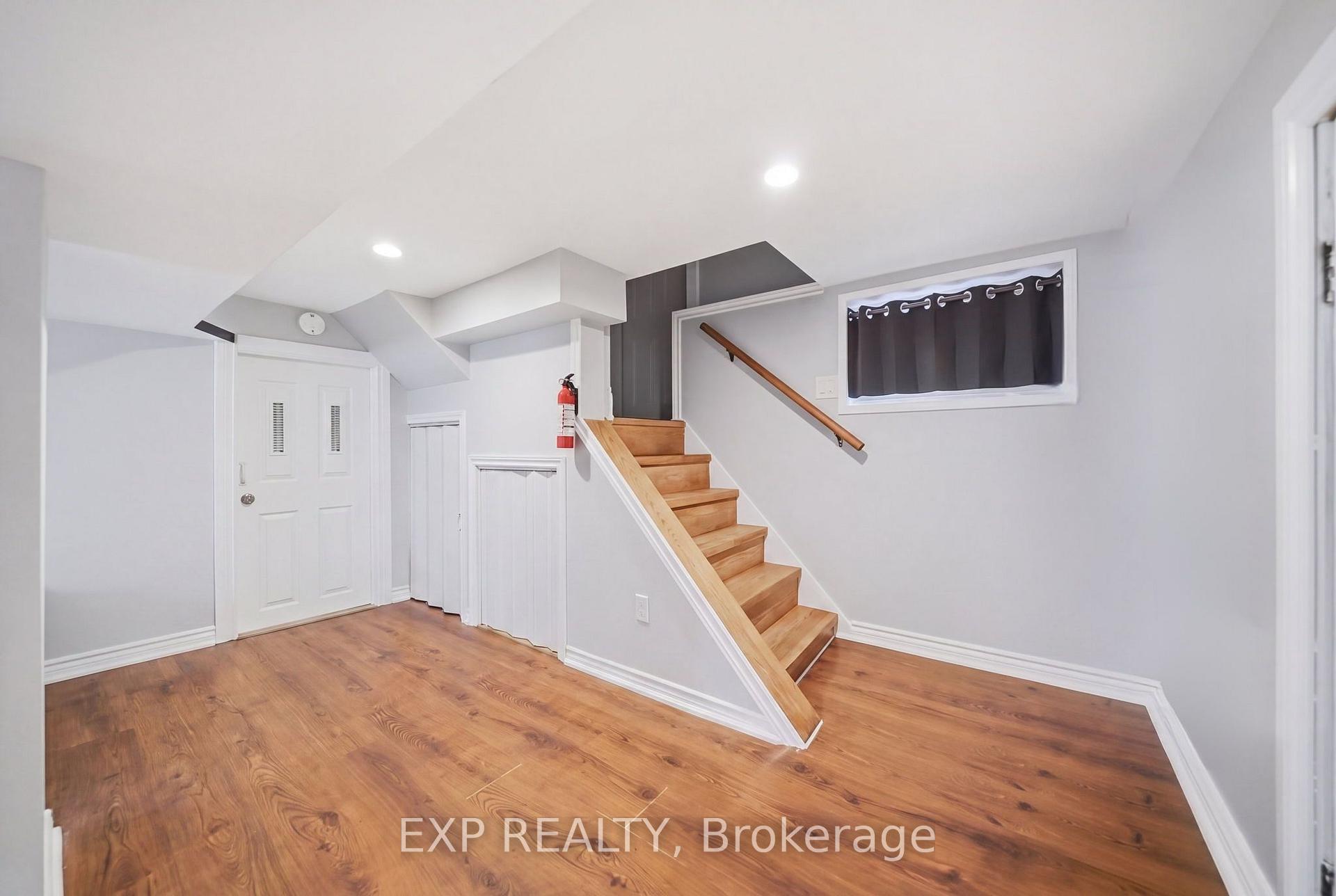 Photo 25 of 146 Ottawa Street S, Hamilton, Delta — HOMEH