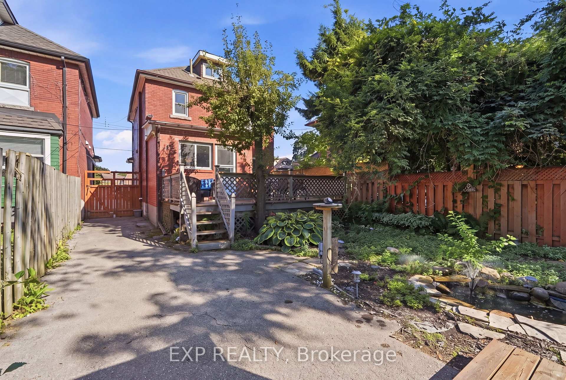 Photo 30 of 146 Ottawa Street S, Hamilton, Delta — HOMEH