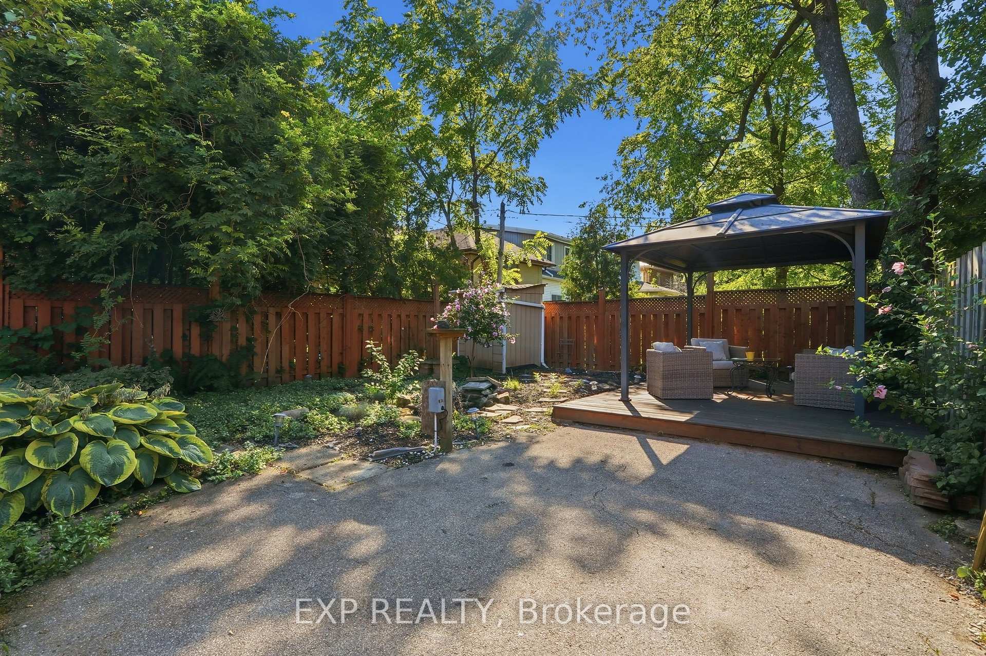 Photo 32 of 146 Ottawa Street S, Hamilton, Delta — HOMEH