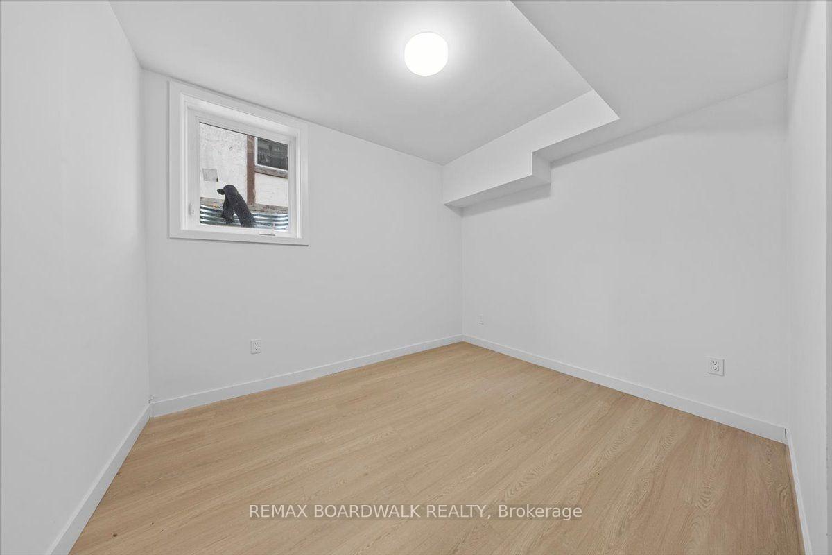 Photo 13 of Unit Unit 1, 315 Savard Avenue, Ottawa, Vanier — HOMEH