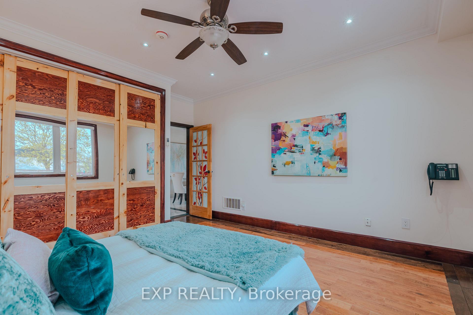 Photo 9 of 3257 Monica Drive, Mississauga, Malton — HOMEH