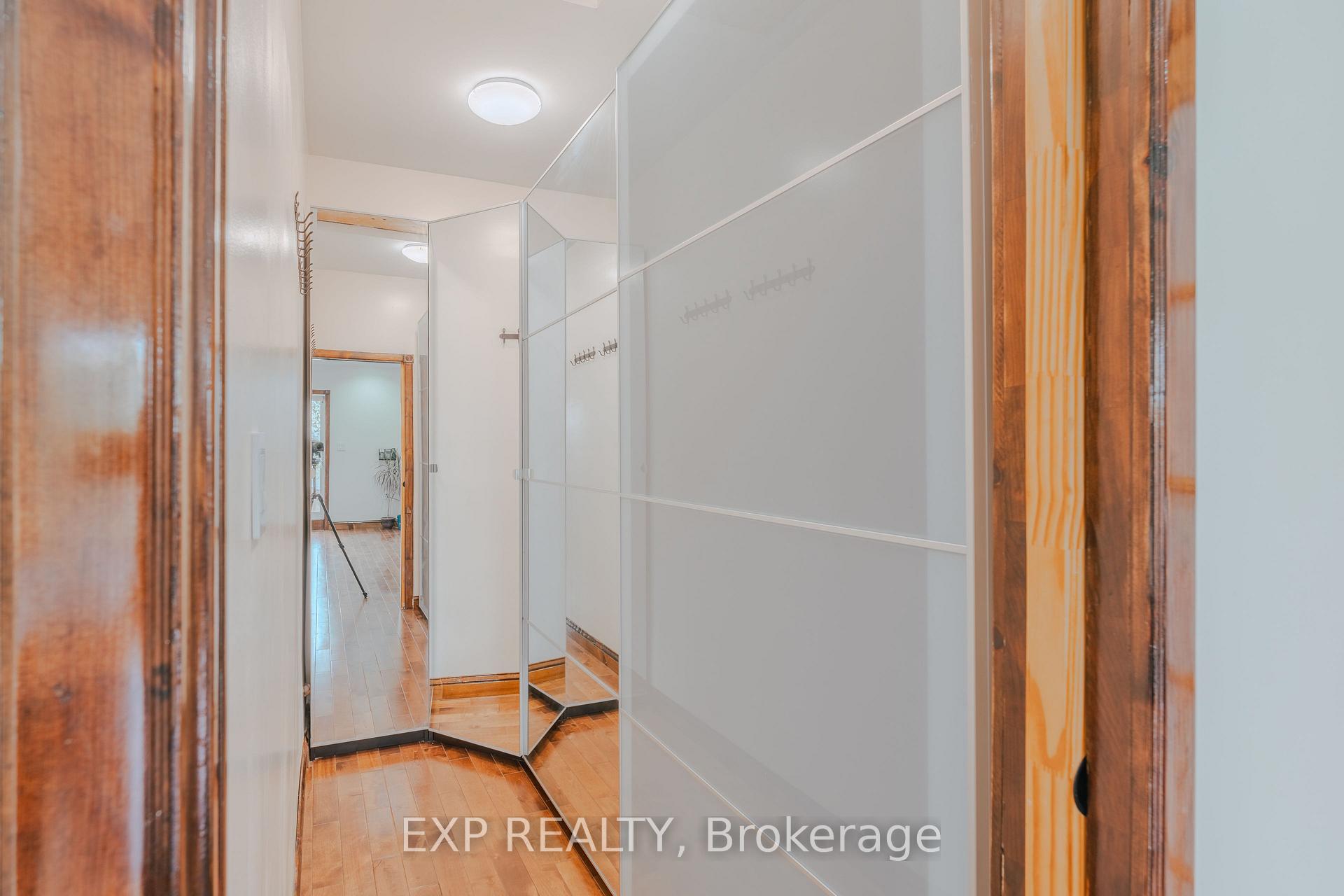 Photo 32 of 3257 Monica Drive, Mississauga, Malton — HOMEH