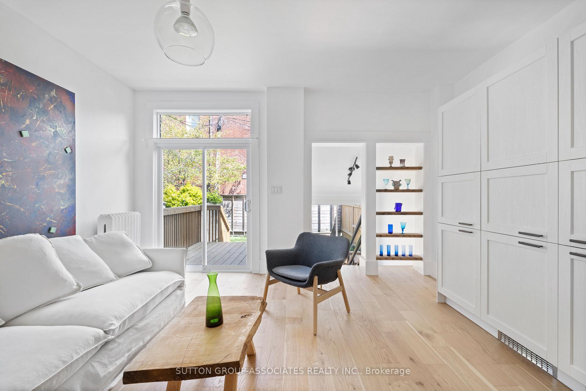 Photo 12 of 853 Manning Avenue, Toronto, The Annex — HOMEH