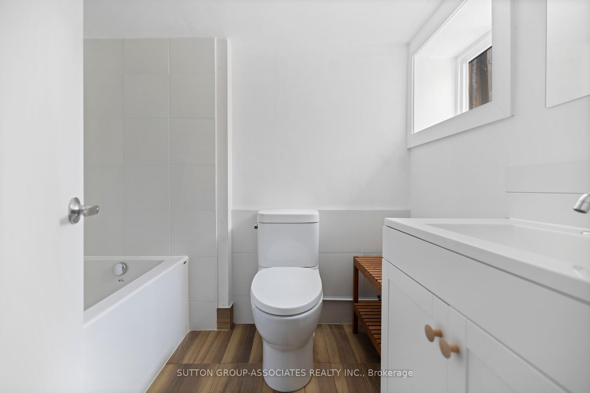 Photo 25 of 853 Manning Avenue, Toronto, The Annex — HOMEH