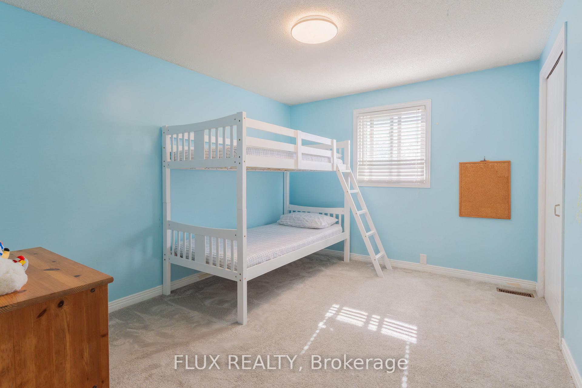 Photo 12 of 588 Drummerhill Crescent, Waterloo, Maple Hills — HOMEH