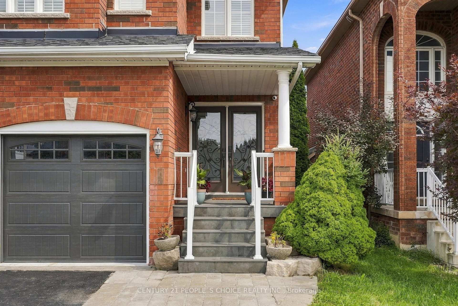 Photo 2 of 17 Chatterson Street, Whitby, Rolling Acres — HOMEH