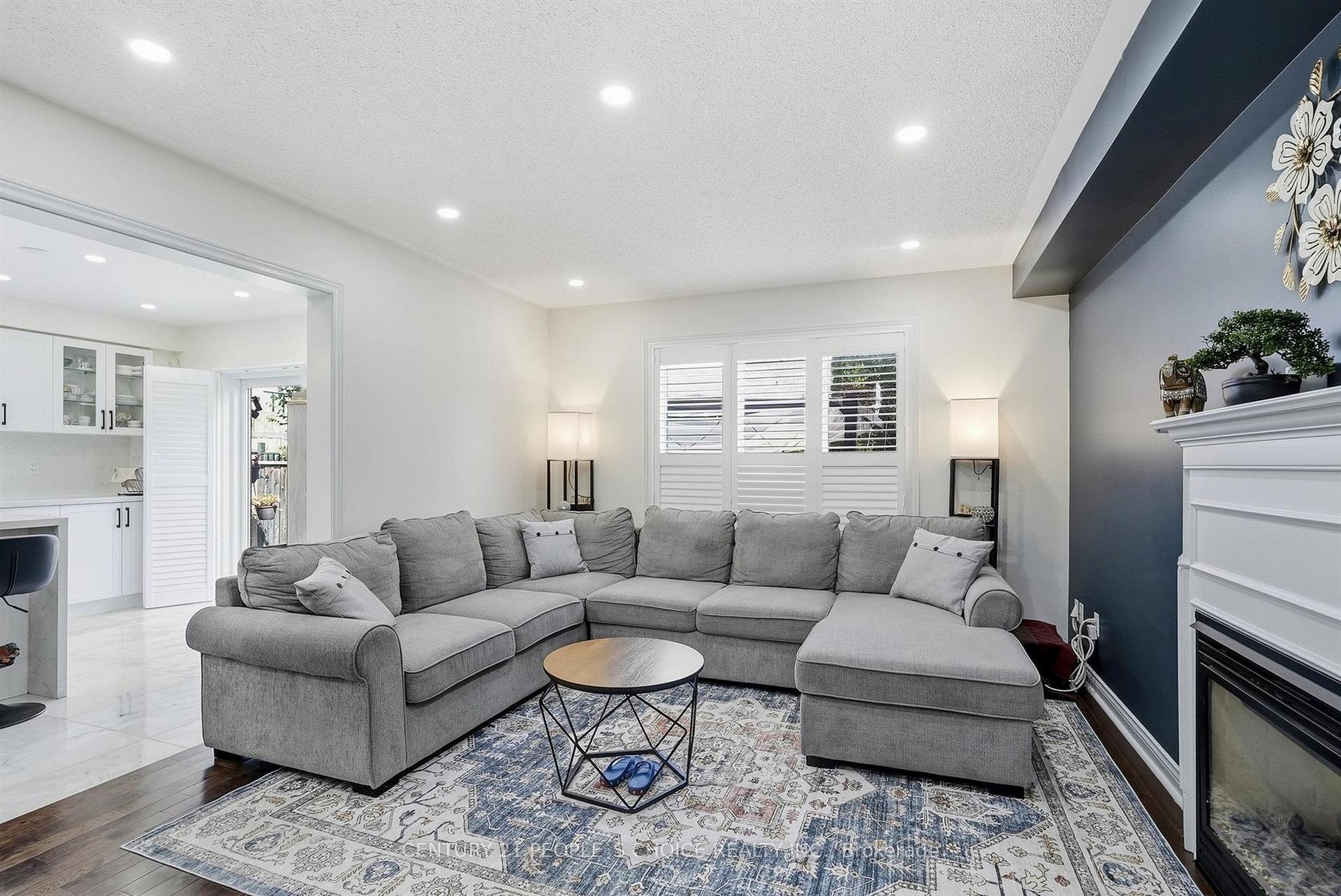 Photo 7 of 17 Chatterson Street, Whitby, Rolling Acres — HOMEH