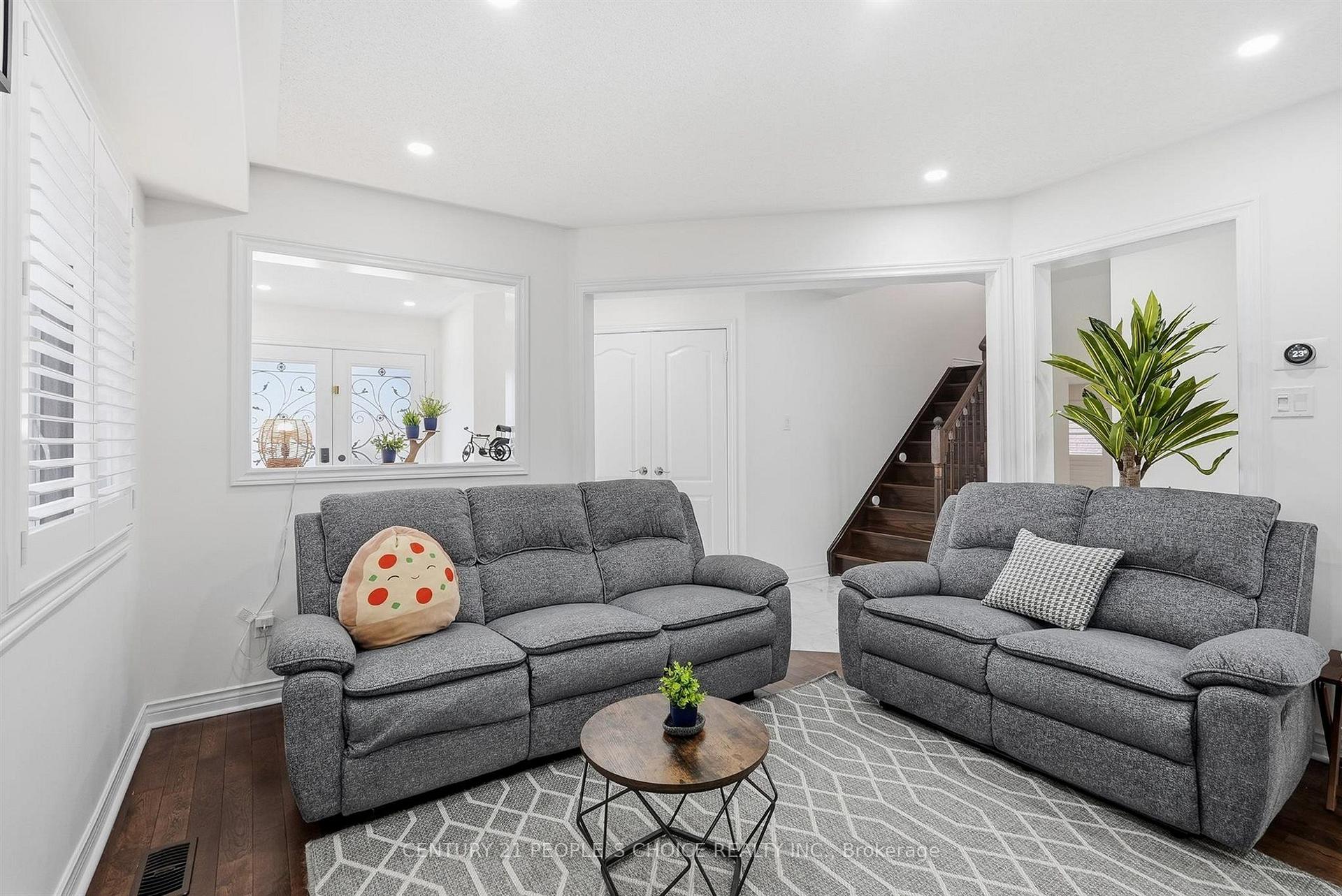 Photo 17 of 17 Chatterson Street, Whitby, Rolling Acres — HOMEH