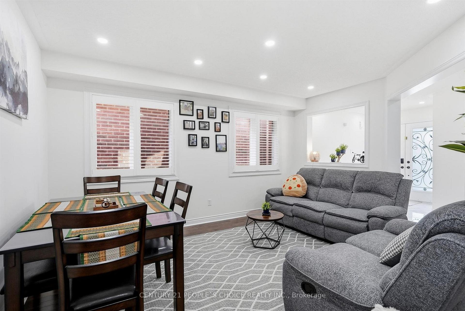Photo 18 of 17 Chatterson Street, Whitby, Rolling Acres — HOMEH