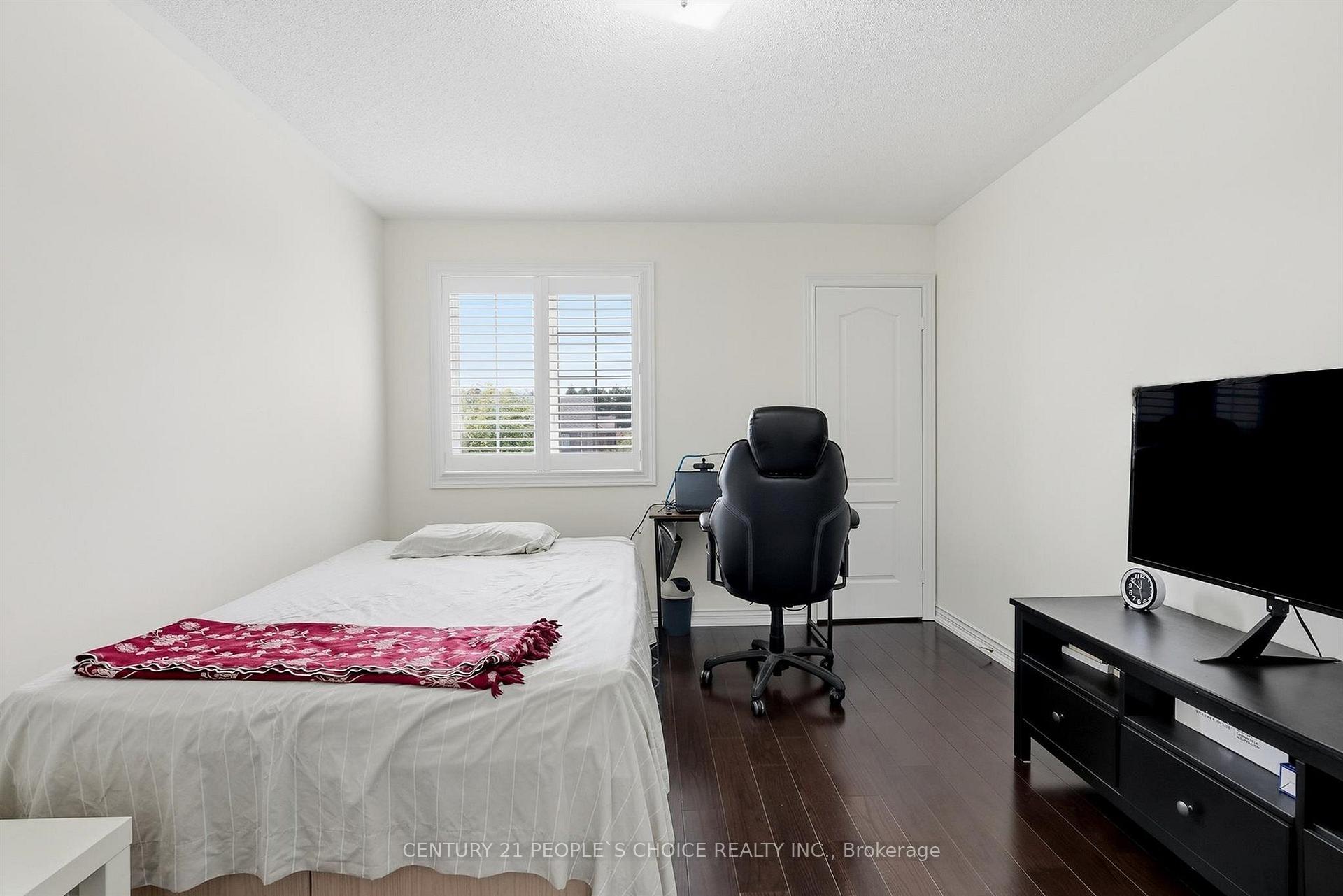 Photo 32 of 17 Chatterson Street, Whitby, Rolling Acres — HOMEH