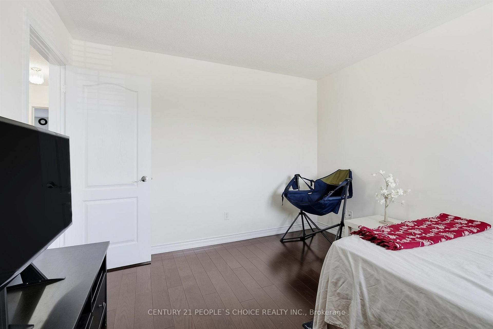 Photo 33 of 17 Chatterson Street, Whitby, Rolling Acres — HOMEH