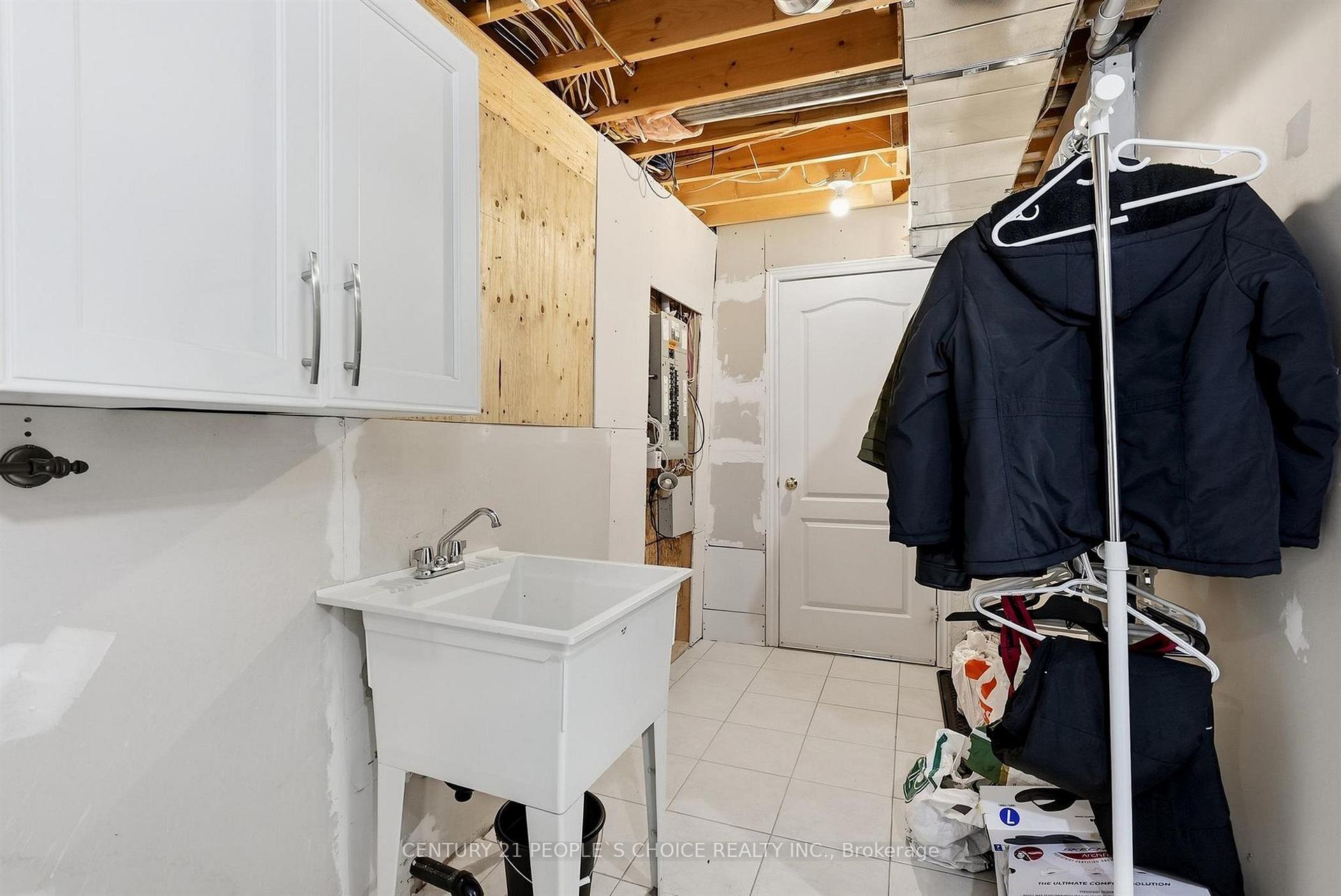 Photo 40 of 17 Chatterson Street, Whitby, Rolling Acres — HOMEH