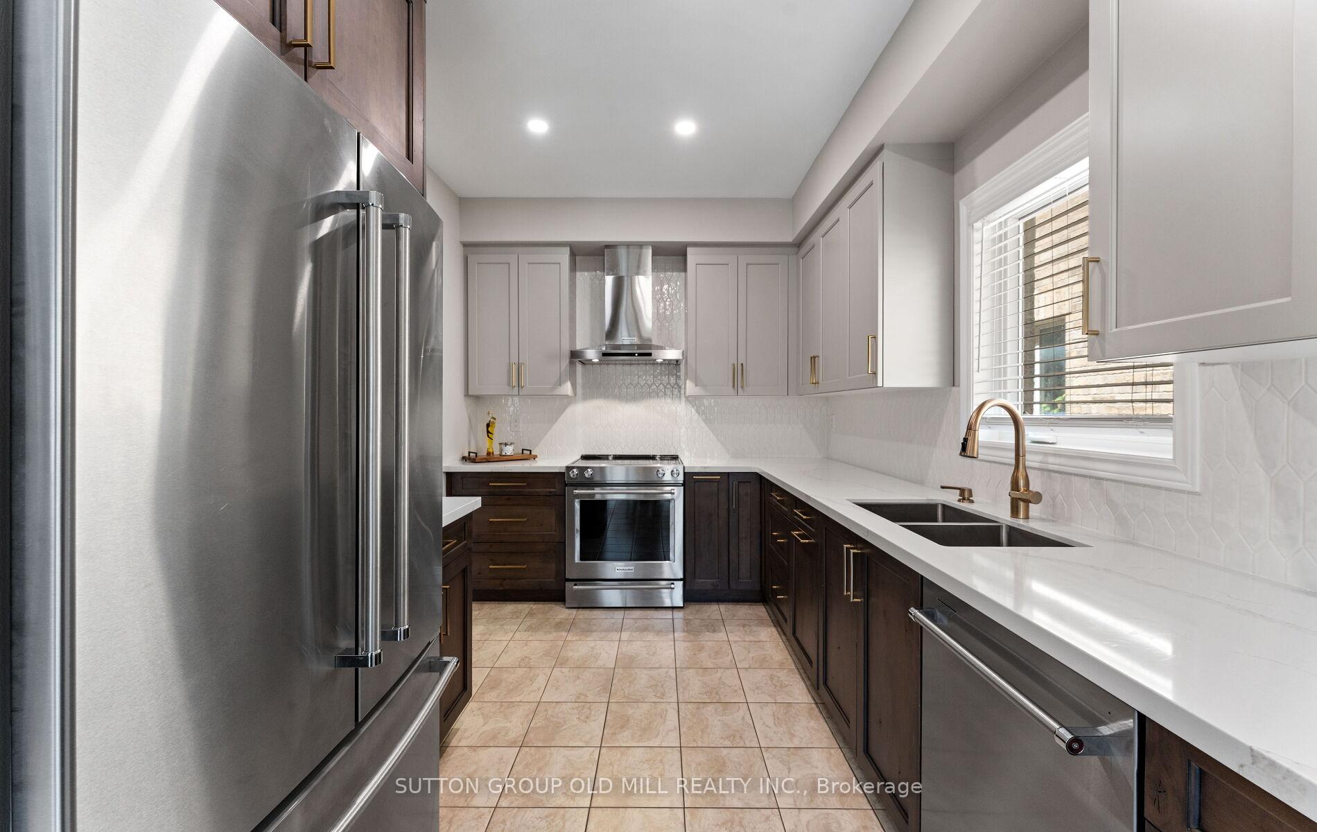 Photo 6 of 201 Vellore Park Avenue, Vaughan, Vellore Village — HOMEH