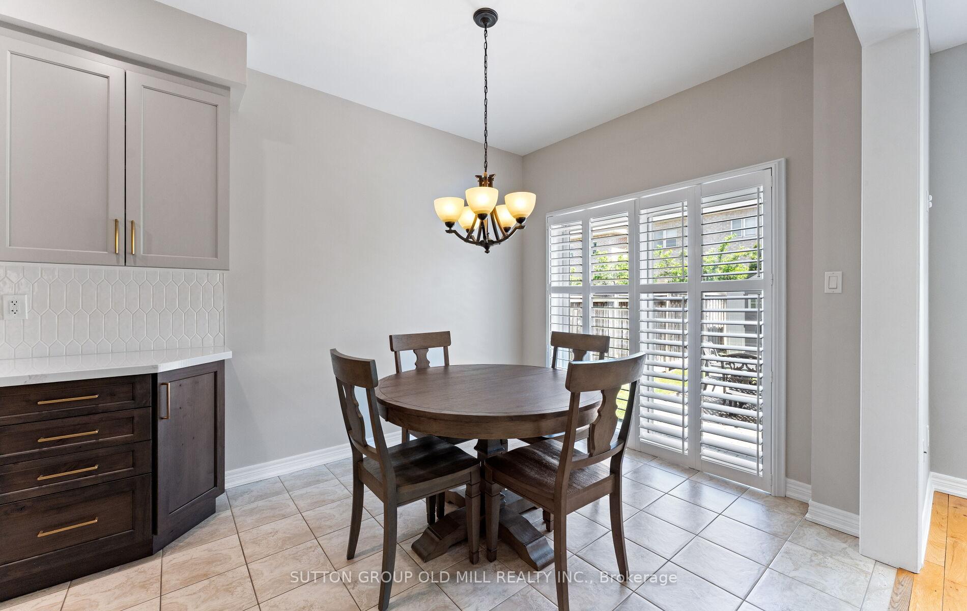 Photo 8 of 201 Vellore Park Avenue, Vaughan, Vellore Village — HOMEH