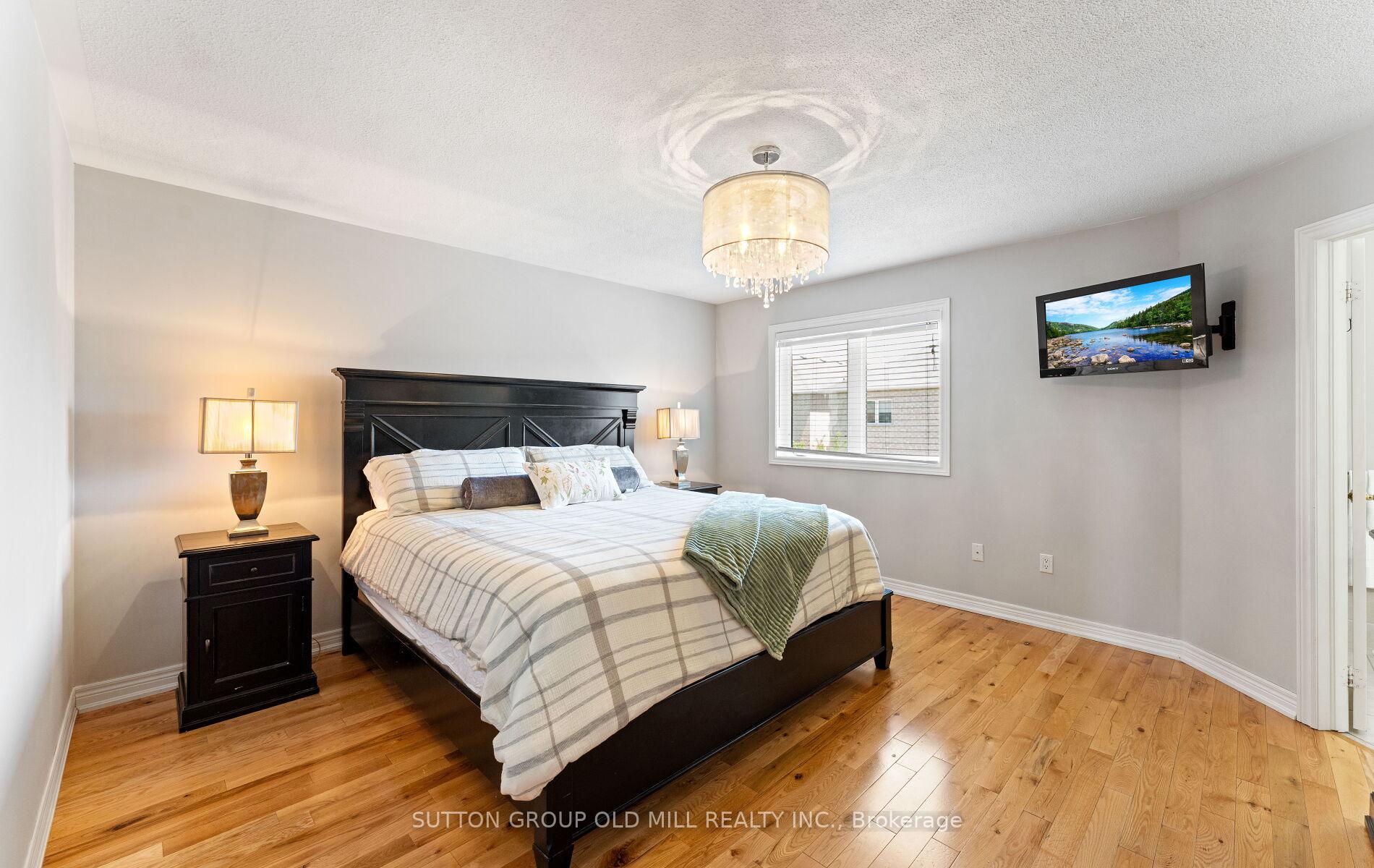 Photo 17 of 201 Vellore Park Avenue, Vaughan, Vellore Village — HOMEH
