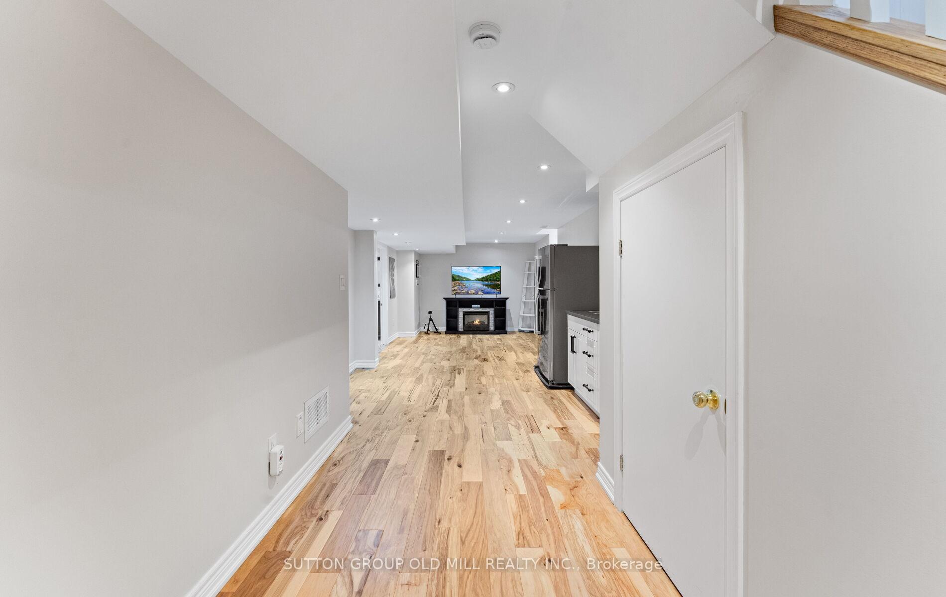 Photo 34 of 201 Vellore Park Avenue, Vaughan, Vellore Village — HOMEH