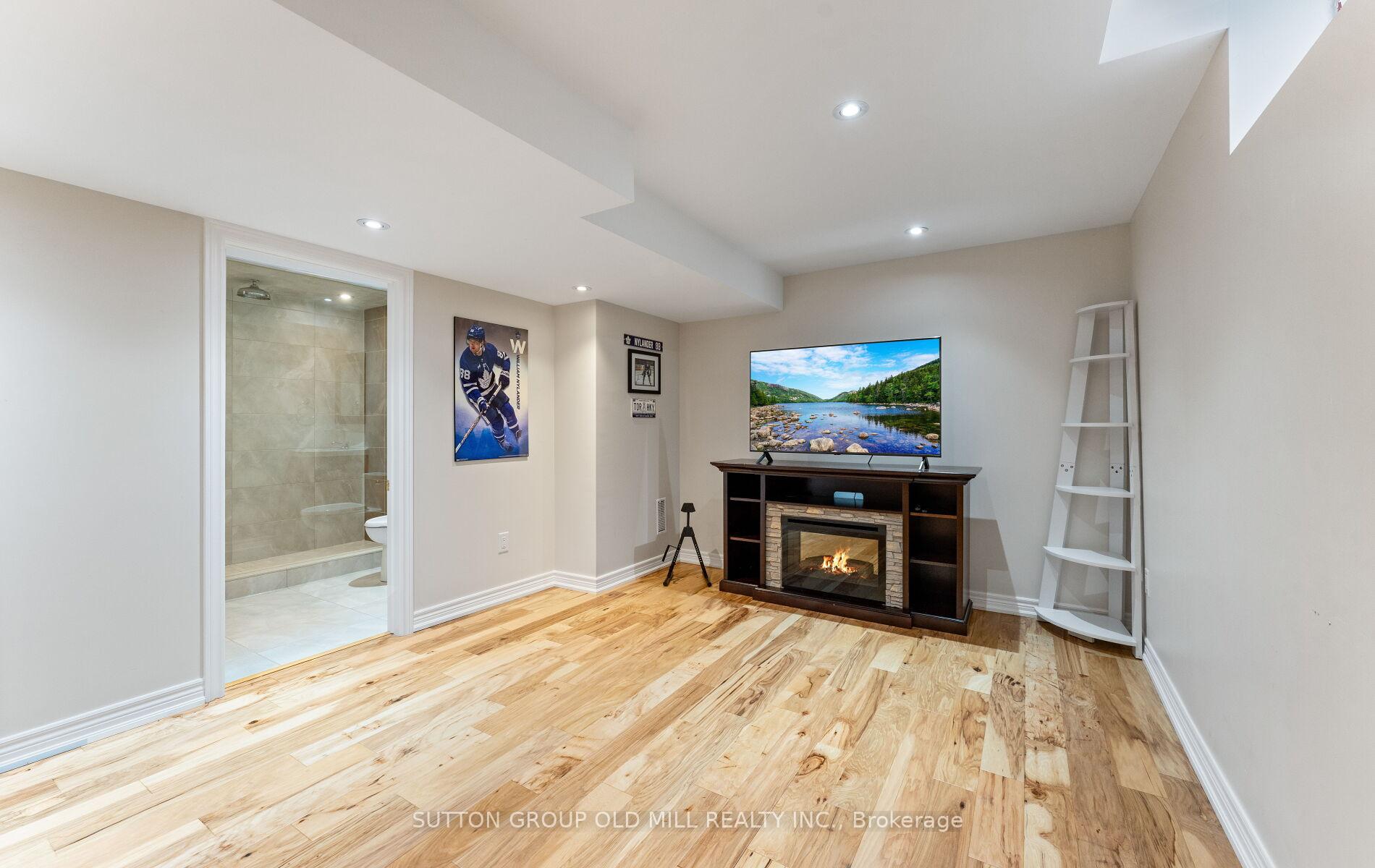 Photo 39 of 201 Vellore Park Avenue, Vaughan, Vellore Village — HOMEH
