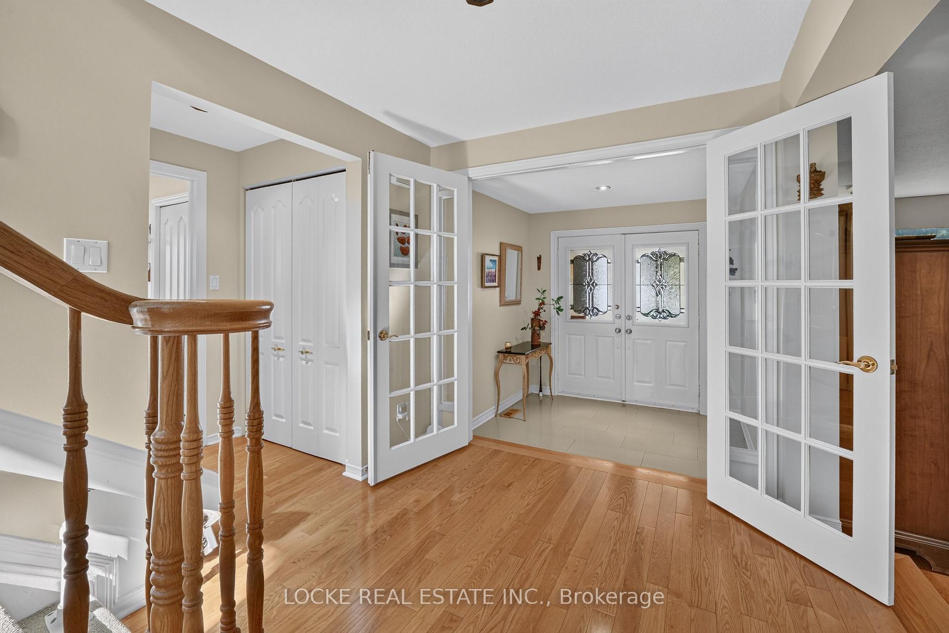 Photo 2 of 1672 Des Ravins Place, Ottawa, Chapel Hill — HOMEH