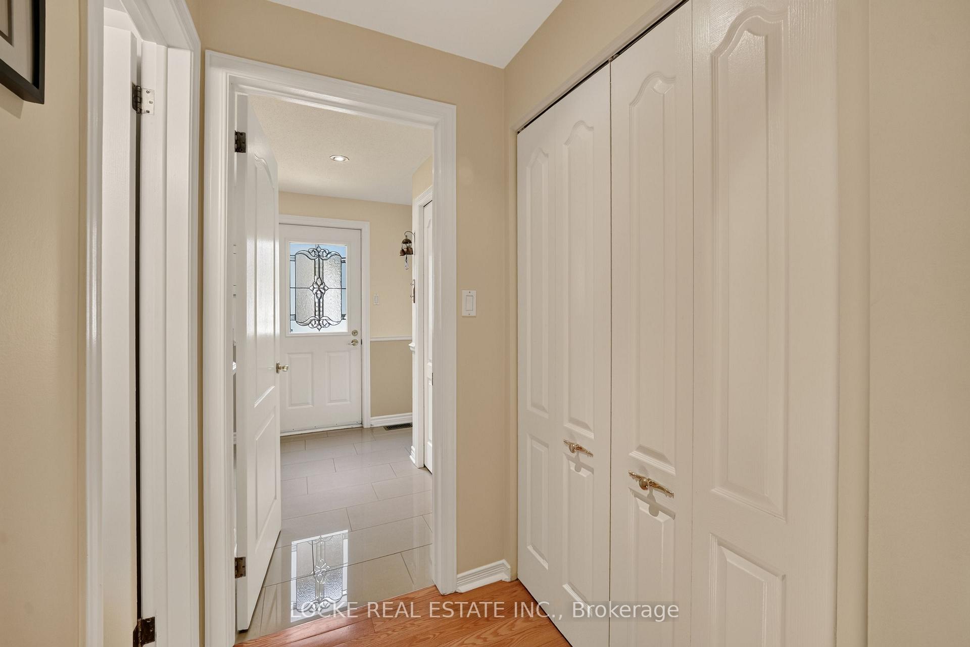 Photo 21 of 1672 Des Ravins Place, Ottawa, Chapel Hill — HOMEH