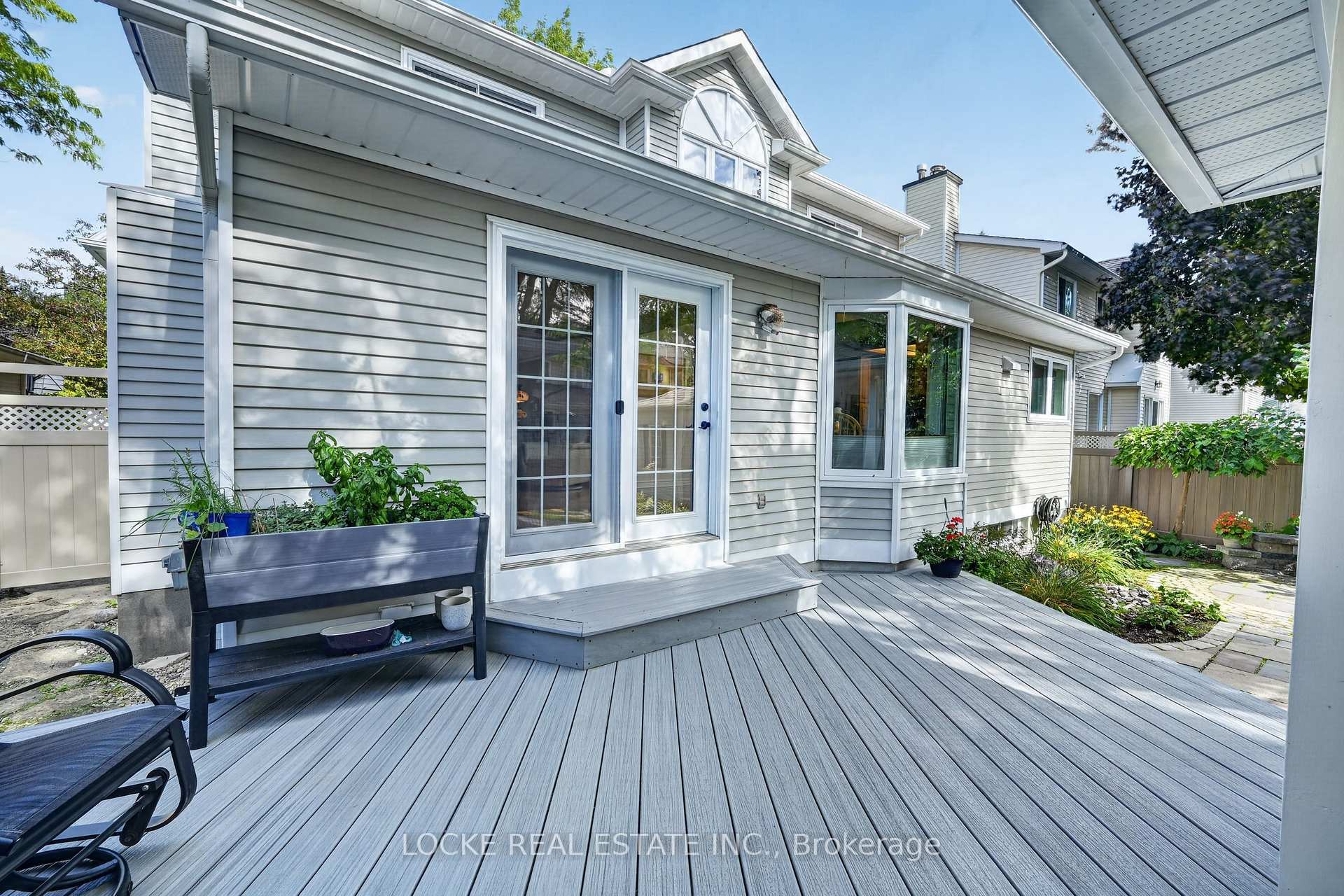 Photo 41 of 1672 Des Ravins Place, Ottawa, Chapel Hill — HOMEH