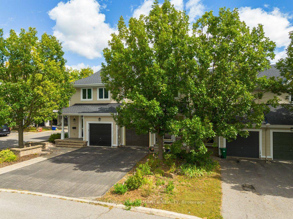 Photo 43 of 34 Steel Street, Ottawa, Beacon Hill South — HOMEH