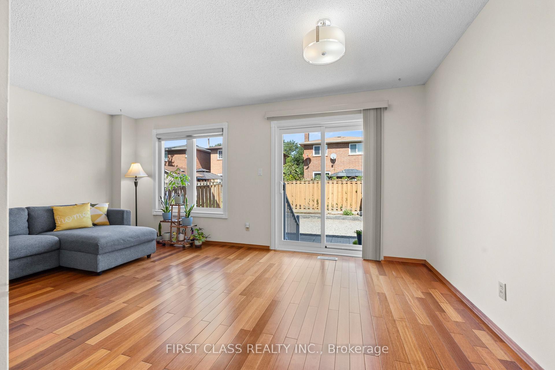 Photo 19 of 4213 Beacon Lane, Mississauga, Creditview — HOMEH