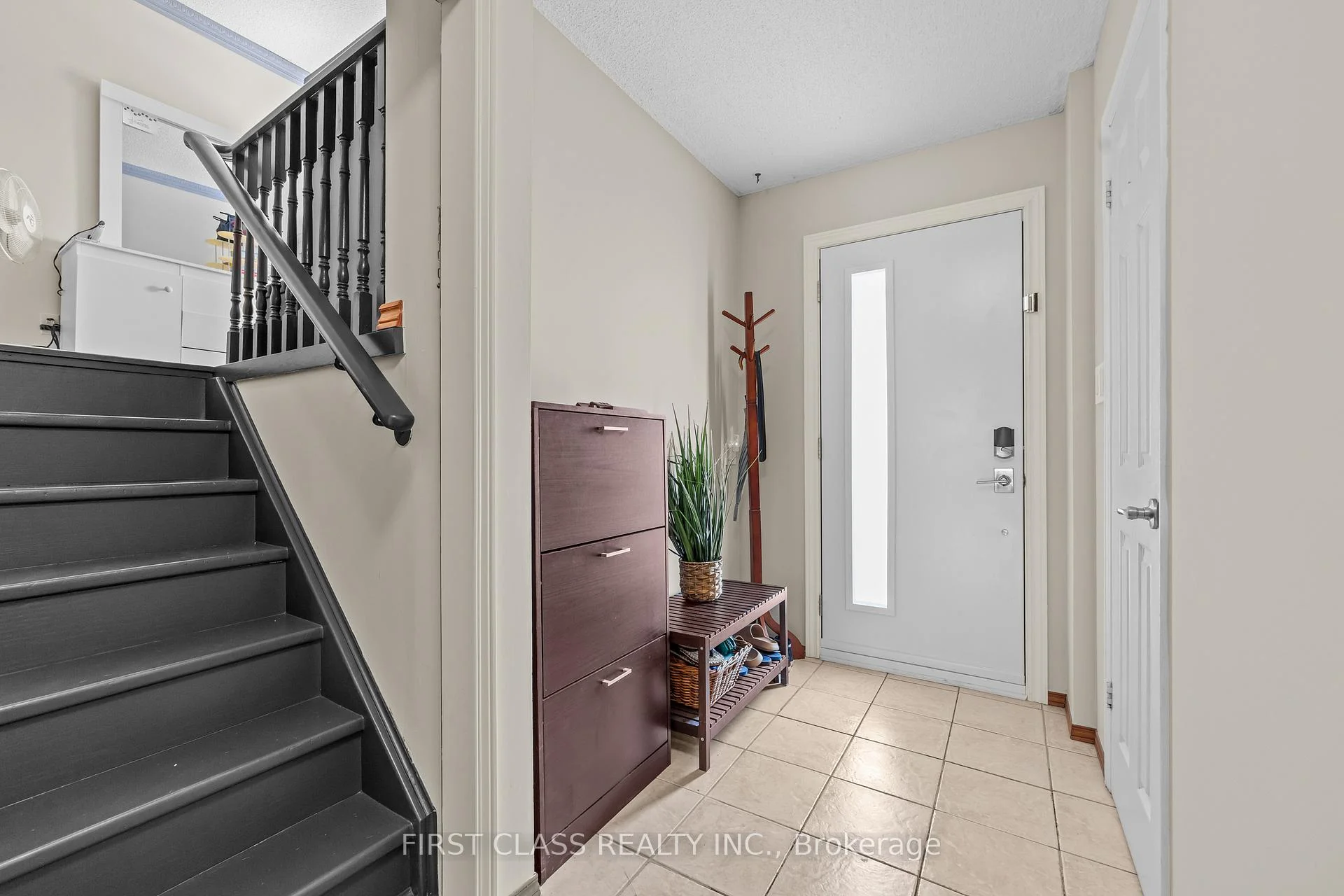 Photo 6 of 4213 Beacon Lane, Mississauga, Creditview — HOMEH