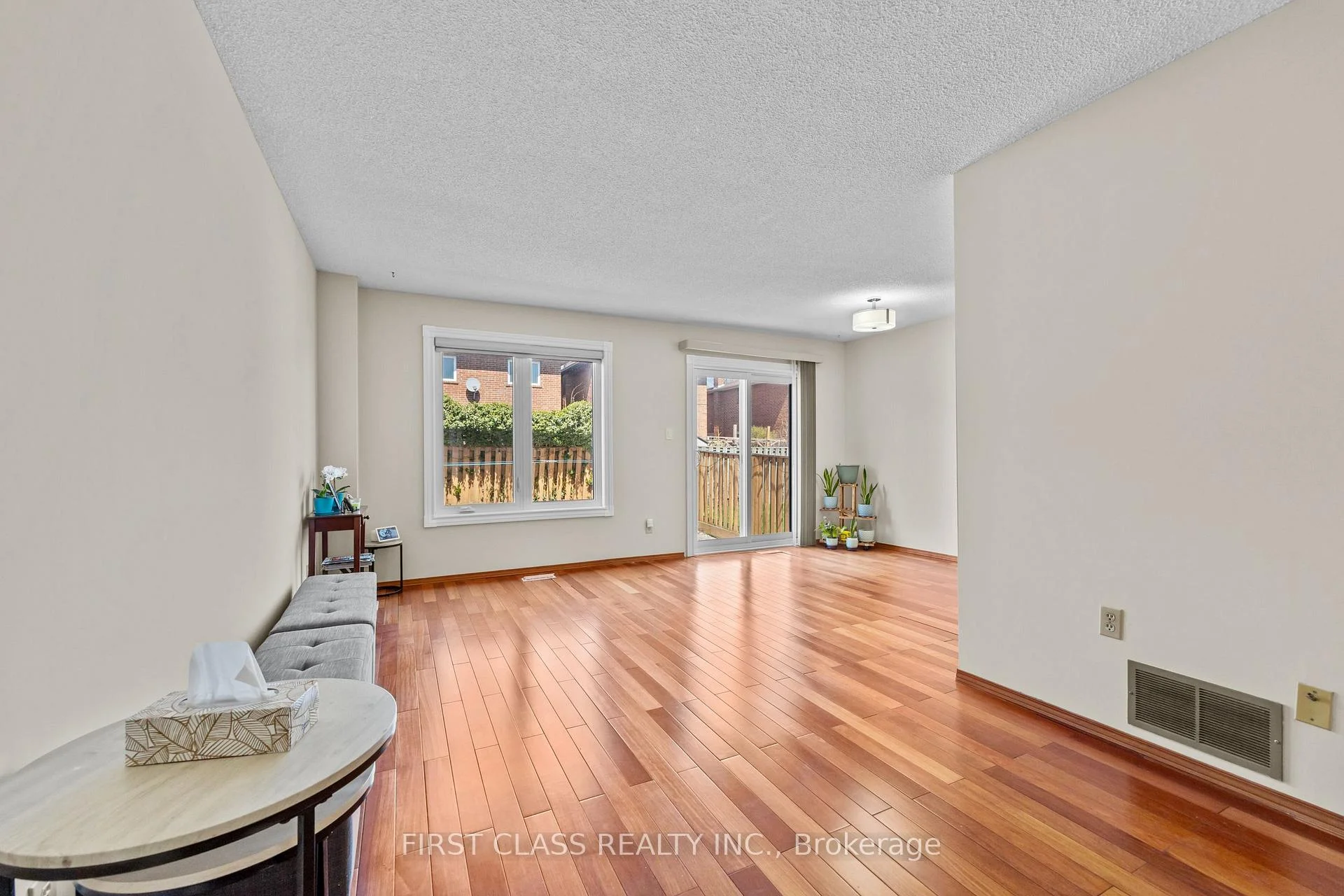 Photo 29 of 4213 Beacon Lane, Mississauga, Creditview — HOMEH