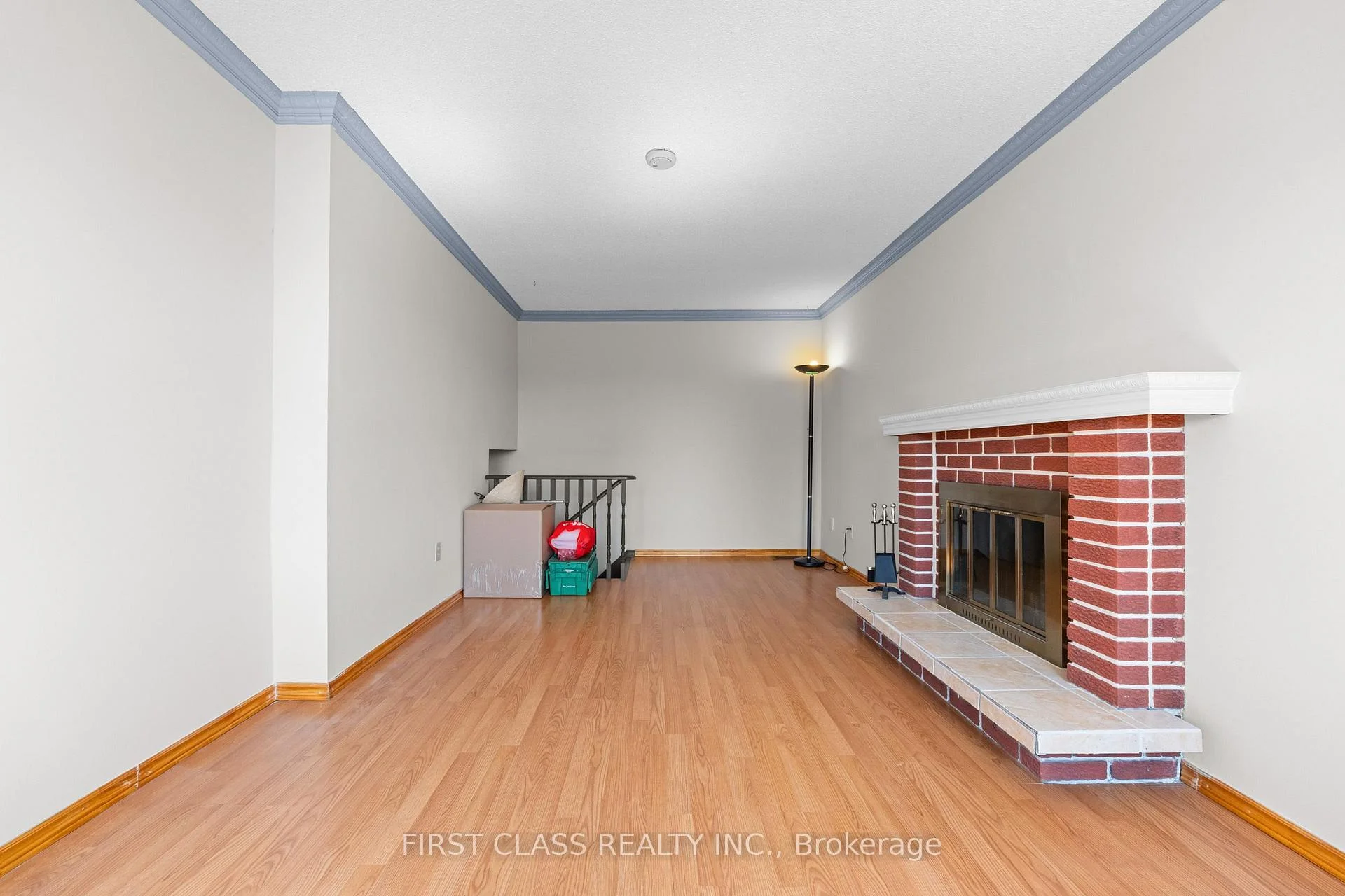 Photo 33 of 4213 Beacon Lane, Mississauga, Creditview — HOMEH