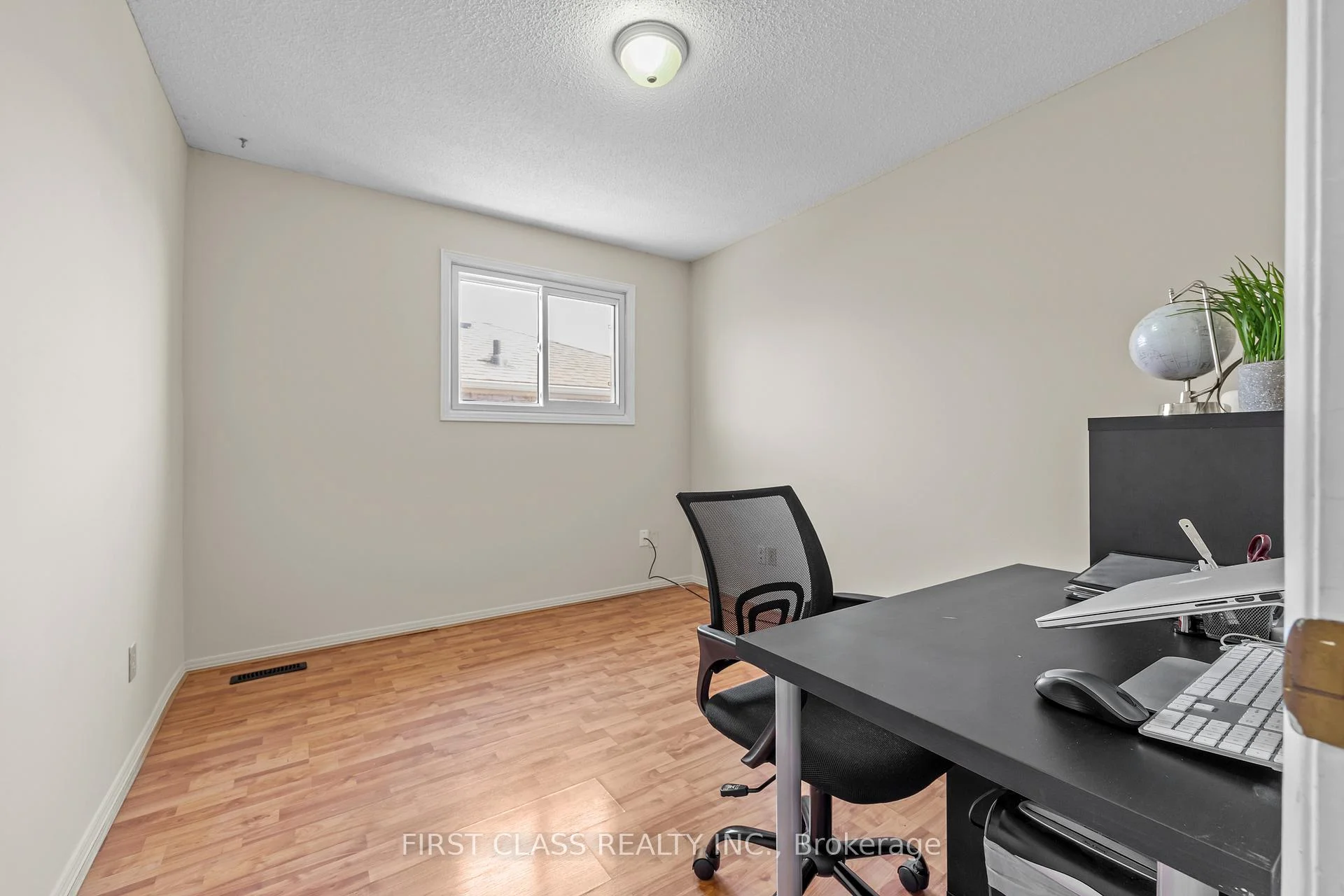 Photo 56 of 4213 Beacon Lane, Mississauga, Creditview — HOMEH