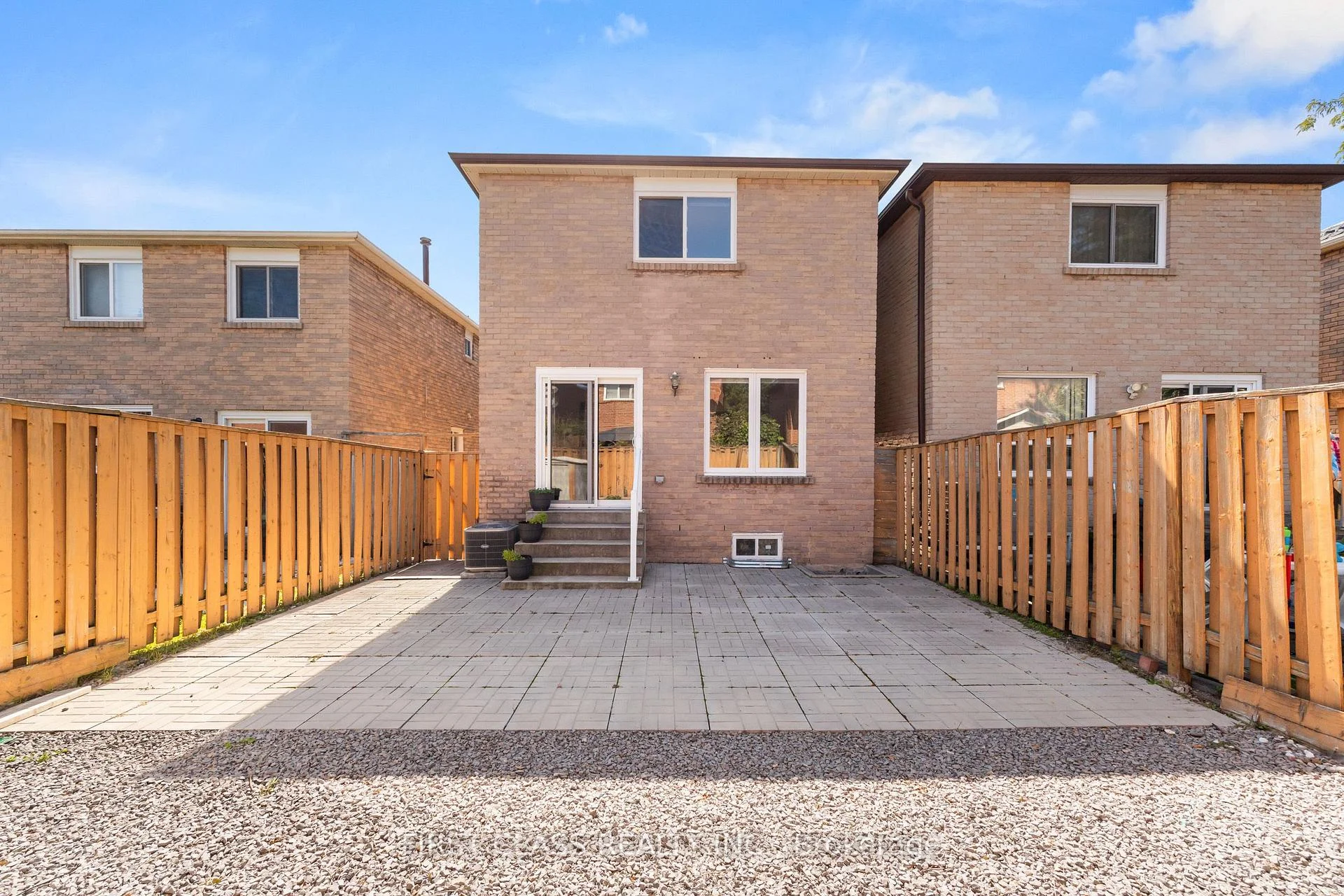 Photo 63 of 4213 Beacon Lane, Mississauga, Creditview — HOMEH