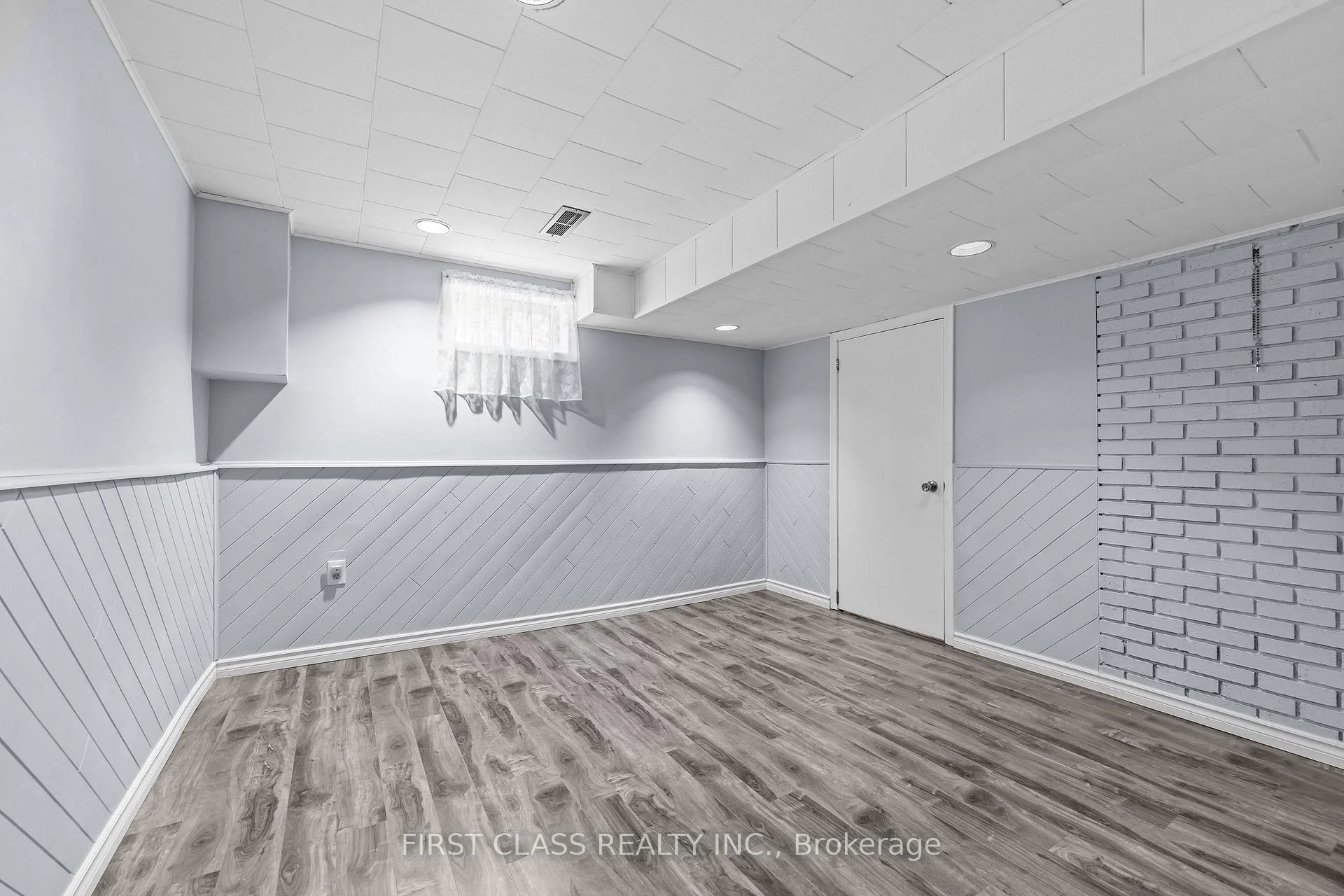 Photo 73 of 4213 Beacon Lane, Mississauga, Creditview — HOMEH