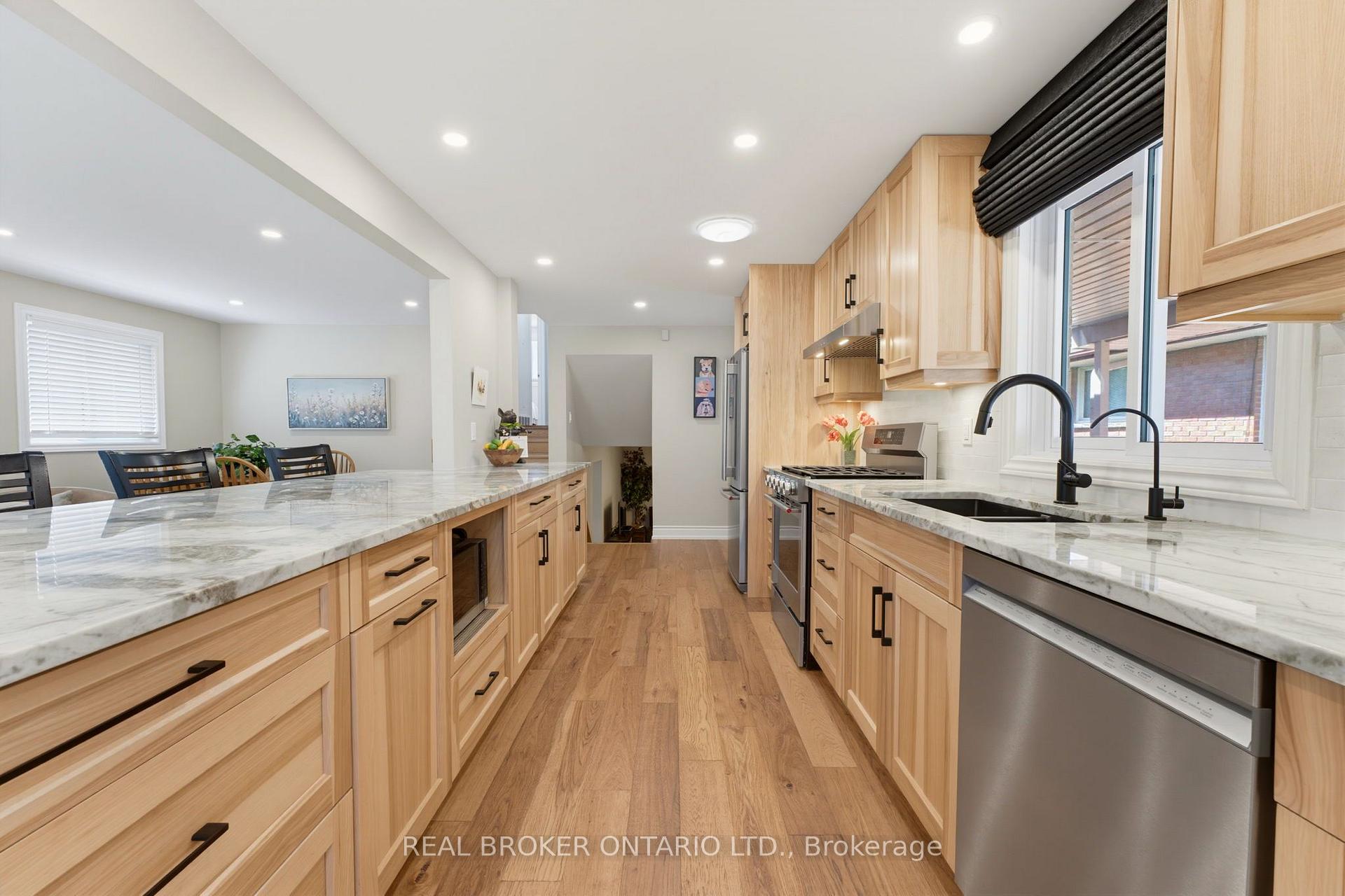 Photo 10 of 42 Parker Drive, Cambridge, Christopher-Champlain — HOMEH