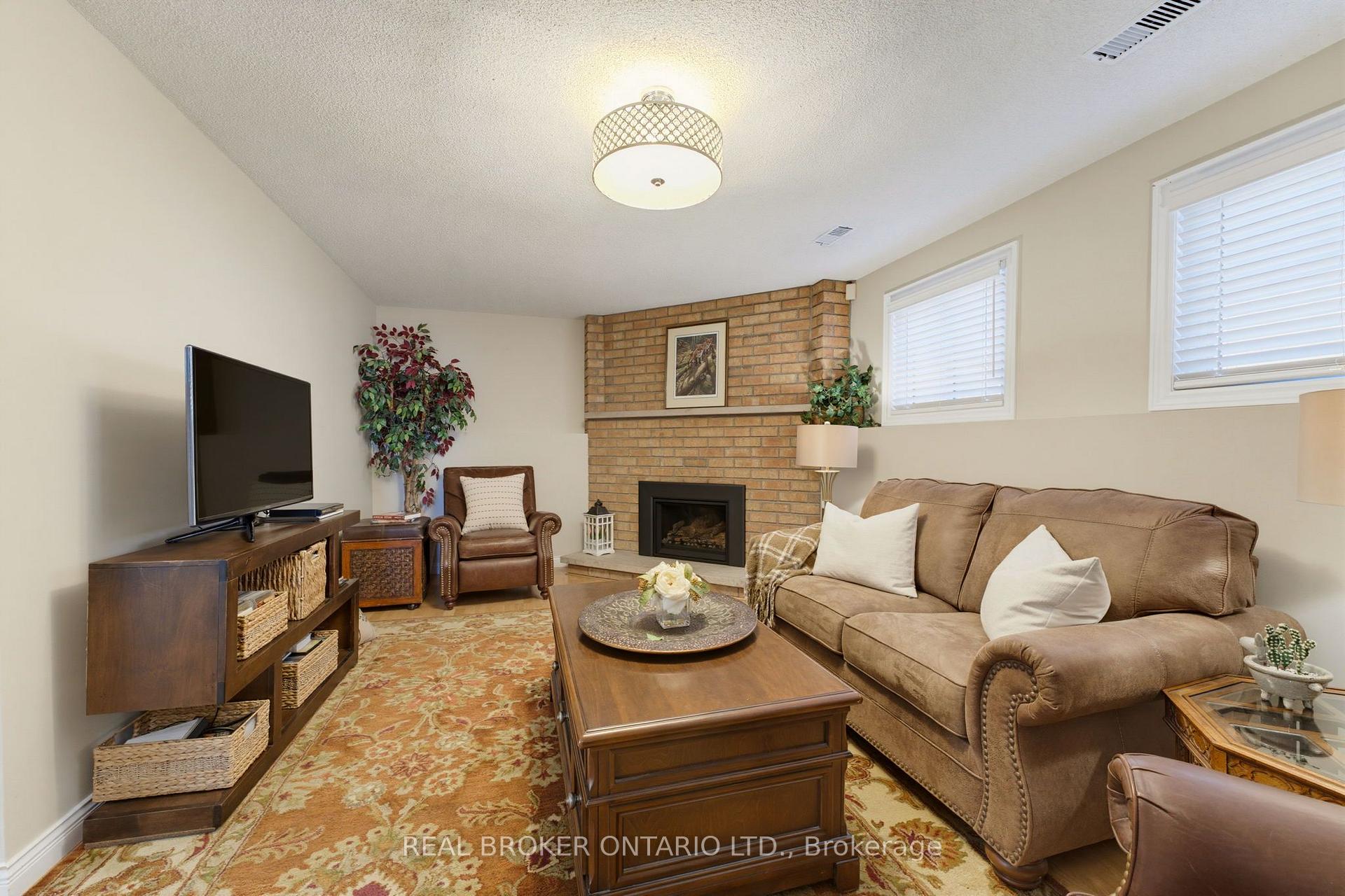 Photo 23 of 42 Parker Drive, Cambridge, Christopher-Champlain — HOMEH
