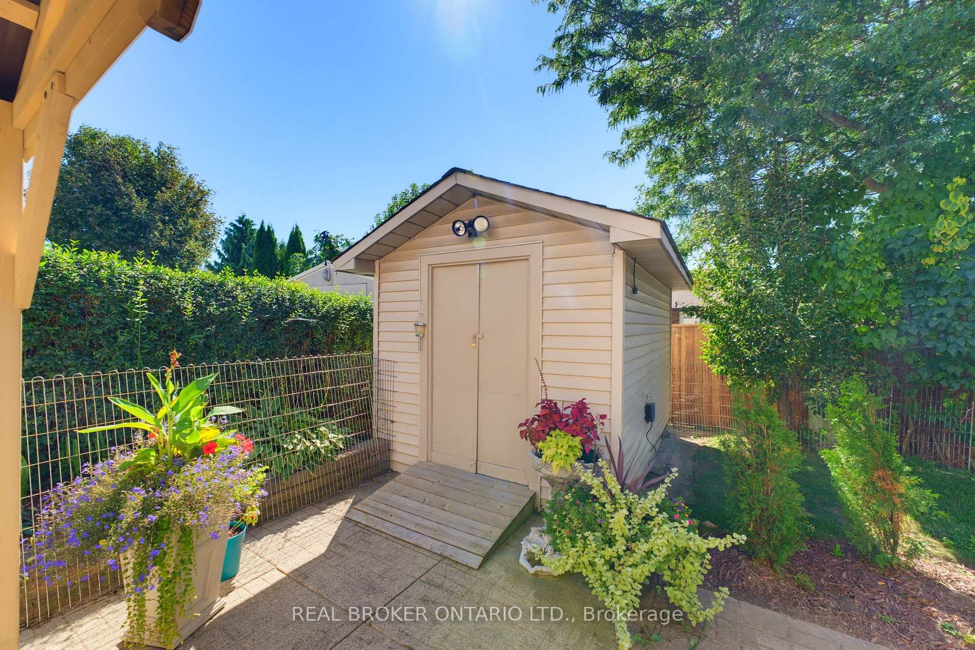 Photo 32 of 42 Parker Drive, Cambridge, Christopher-Champlain — HOMEH