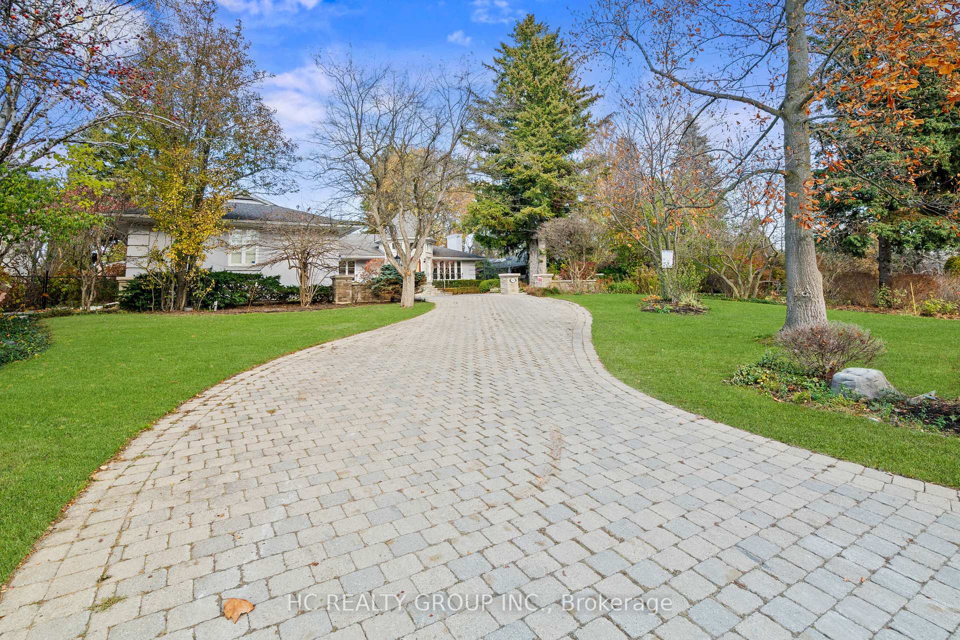 Photo 1 of 80 Bayview Ridge, North York, Bridle Path-Sunnybrook-York Mills — HOMEH