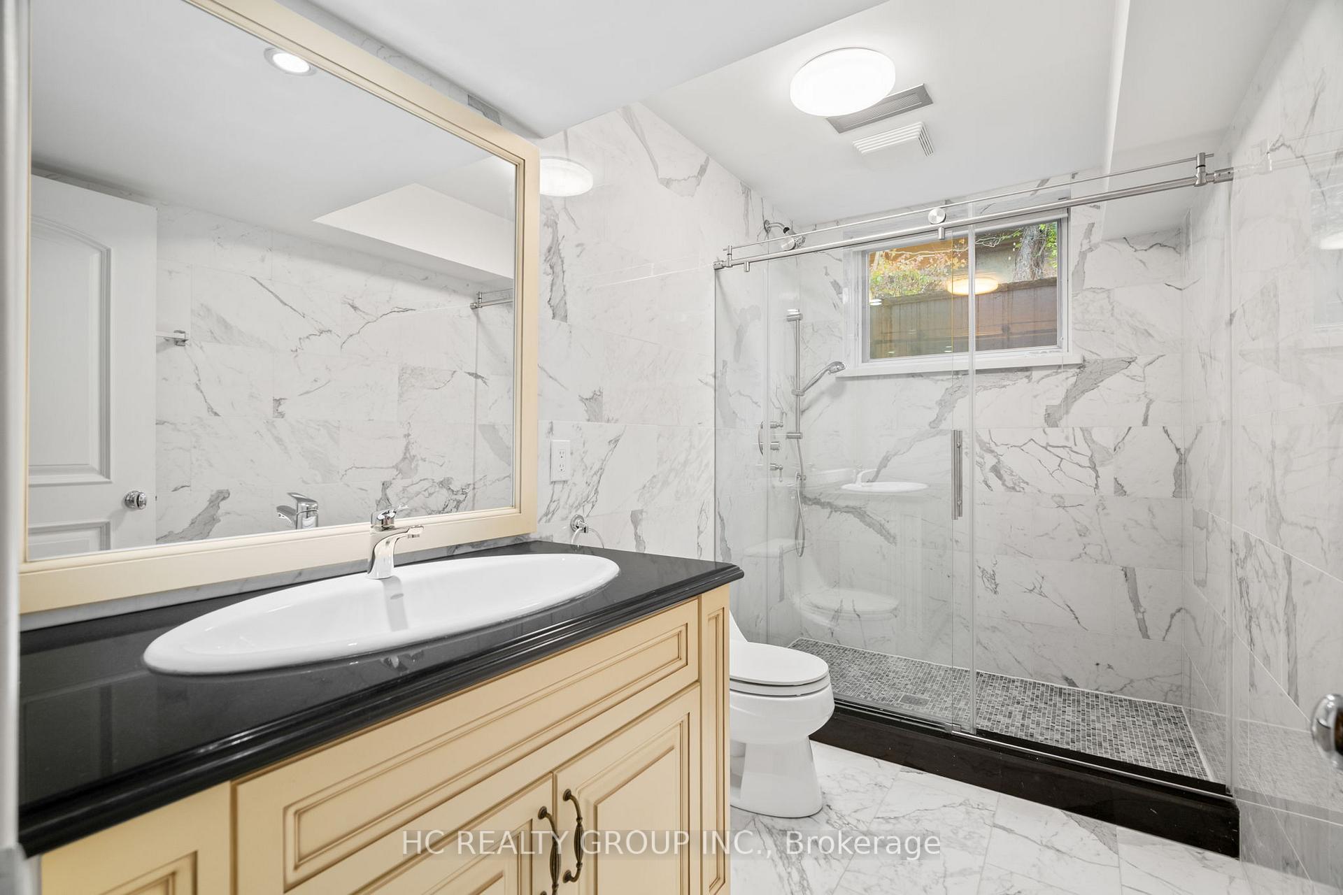 Photo 32 of 80 Bayview Ridge, North York, Bridle Path-Sunnybrook-York Mills — HOMEH