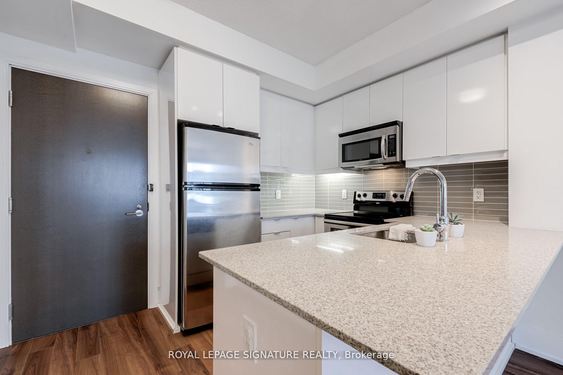 Photo 6 of Unit 1103, 560 Front Street W, Toronto, Waterfront Communities — HOMEH