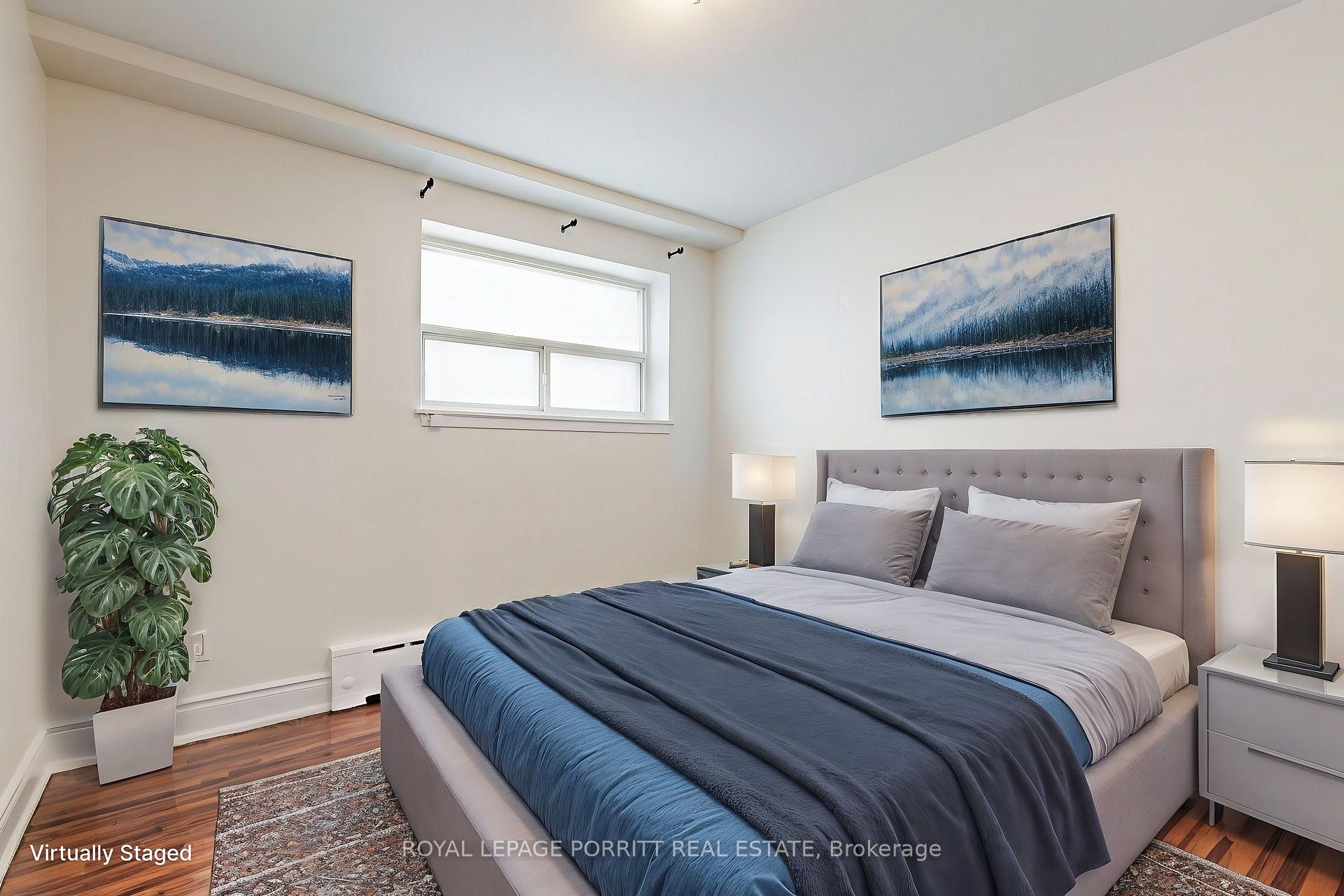 Photo 4 of Unit 1, 149 Alderbrae Avenue, Etobicoke, Alderwood — HOMEH