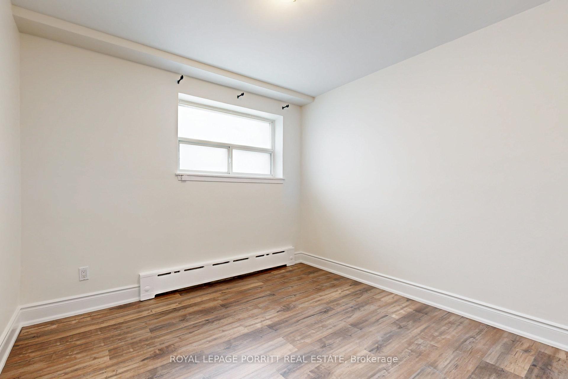 Photo 19 of Unit 1, 149 Alderbrae Avenue, Etobicoke, Alderwood — HOMEH
