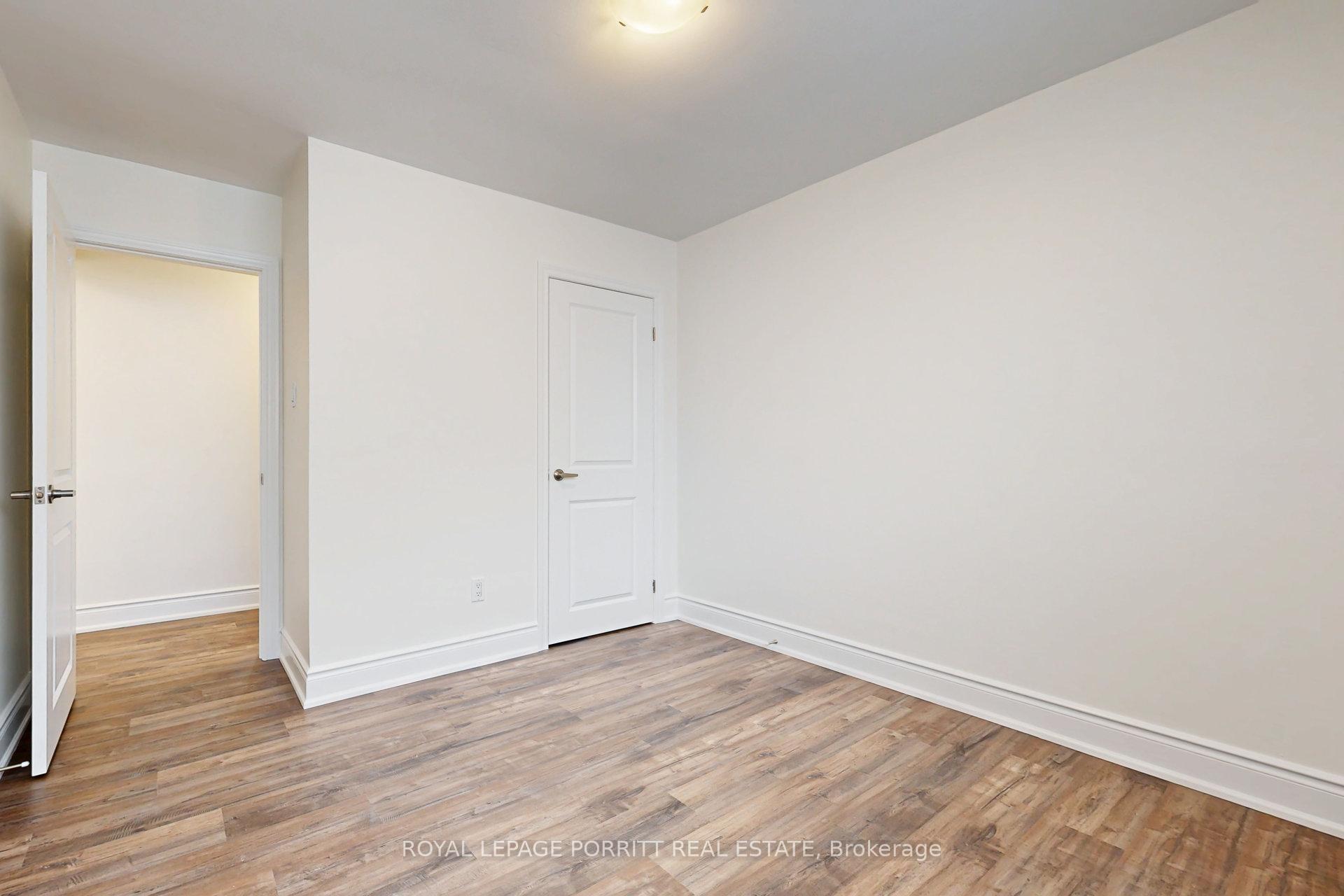 Photo 21 of Unit 1, 149 Alderbrae Avenue, Etobicoke, Alderwood — HOMEH