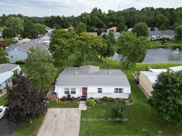 Photo 3 of 413 Shannon Boulevard, South Huron, Stephen — HOMEH