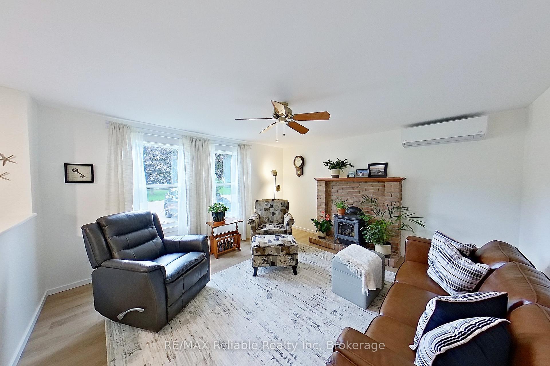 Photo 14 of 413 Shannon Boulevard, South Huron, Stephen — HOMEH