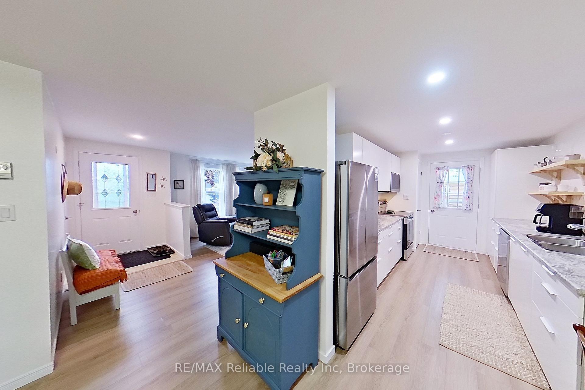 Photo 17 of 413 Shannon Boulevard, South Huron, Stephen — HOMEH