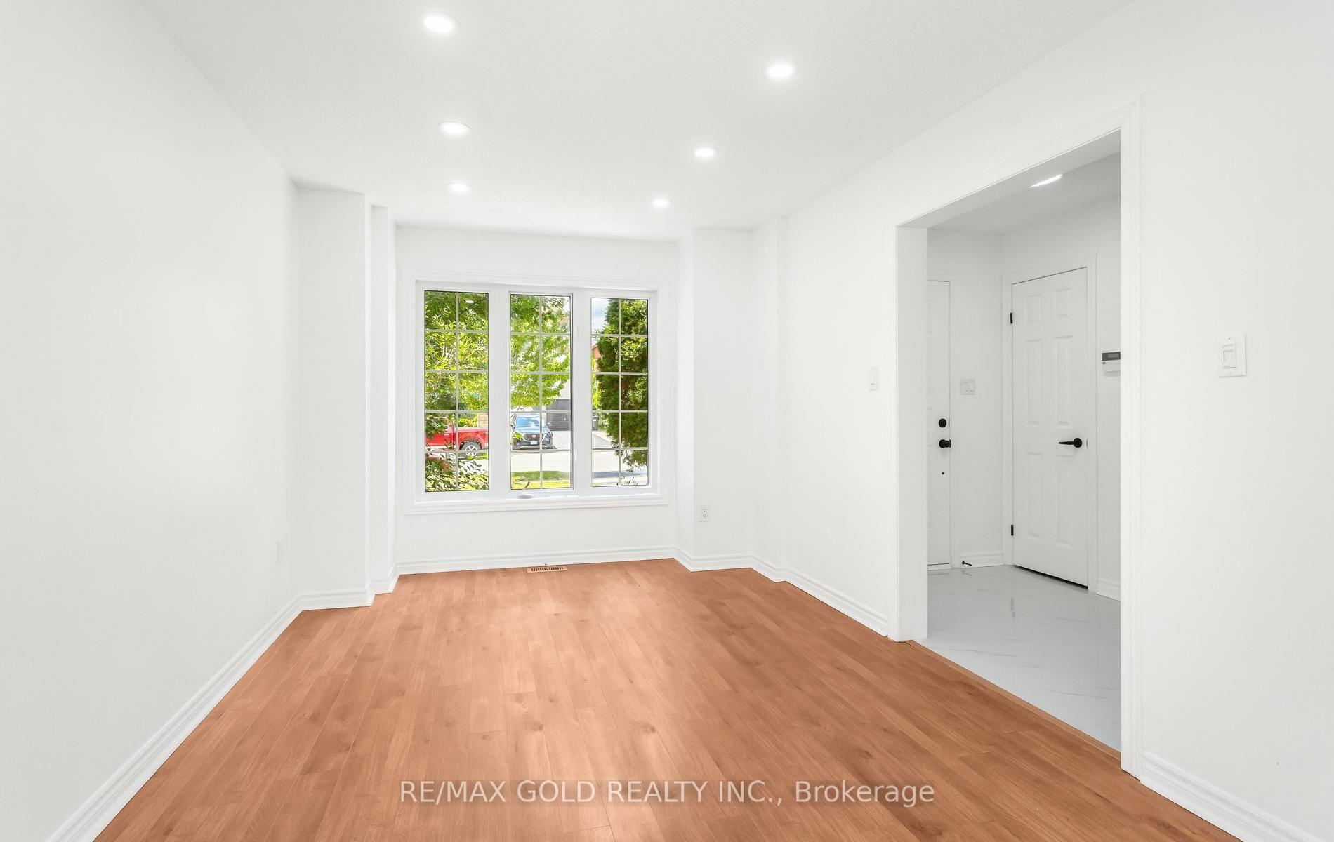 Photo 9 of 123 Ruffet Drive, Barrie, Edgehill Drive — HOMEH