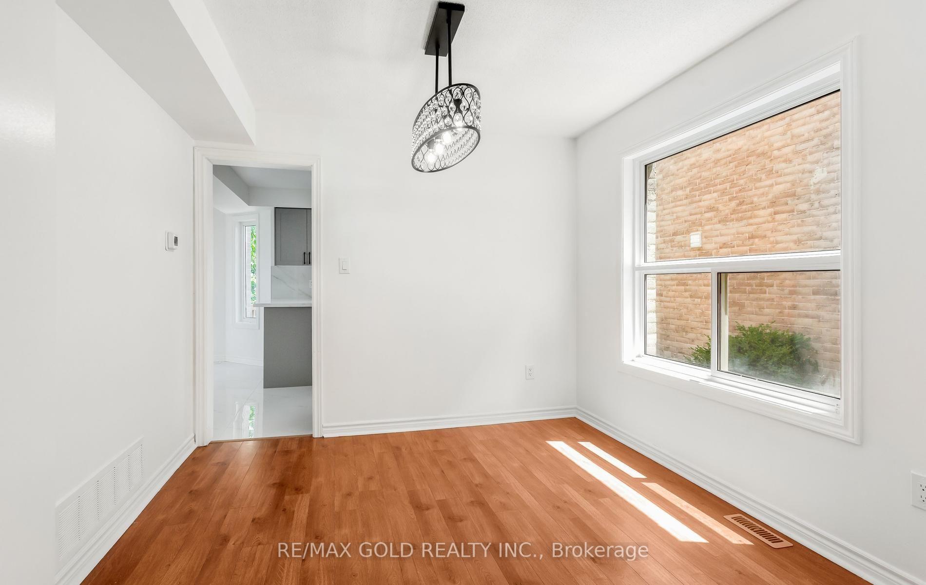 Photo 11 of 123 Ruffet Drive, Barrie, Edgehill Drive — HOMEH