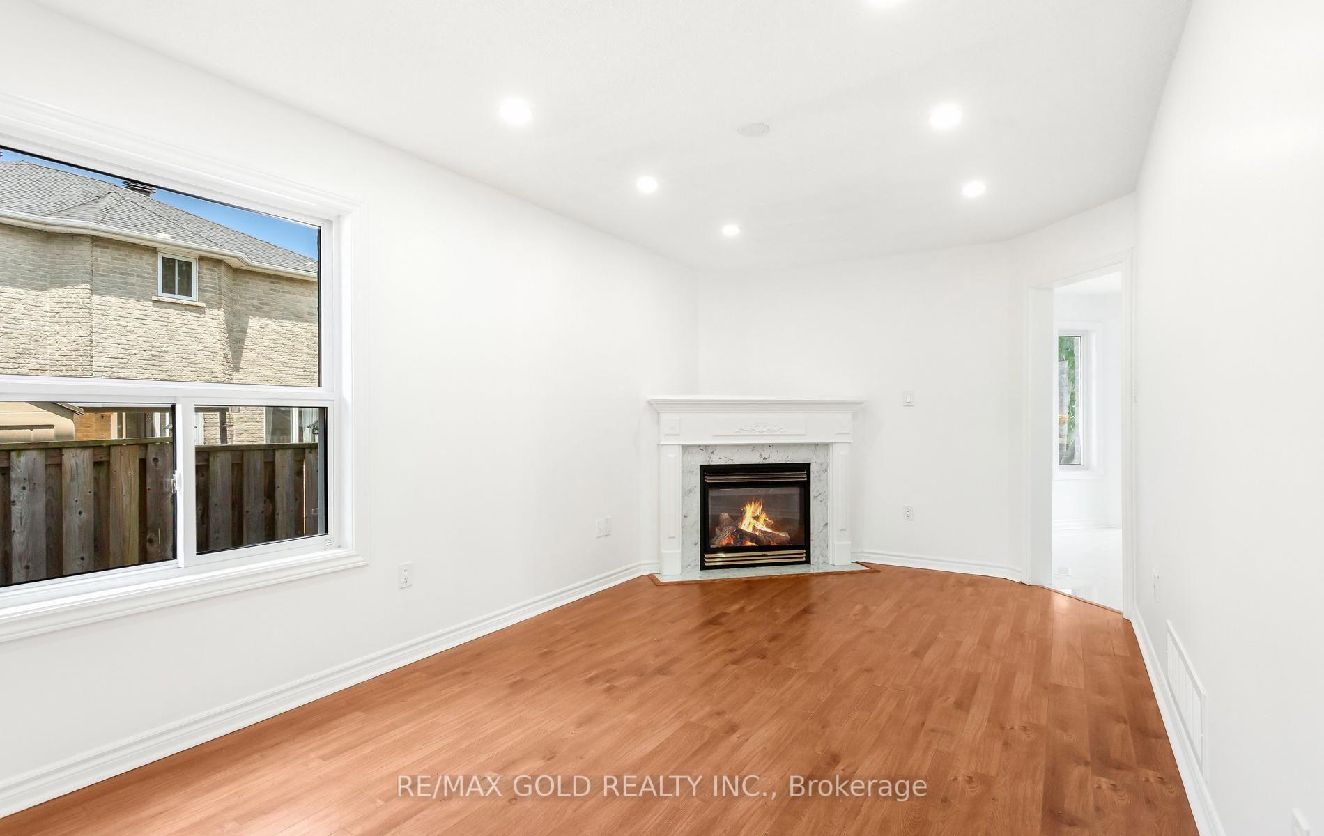 Photo 13 of 123 Ruffet Drive, Barrie, Edgehill Drive — HOMEH
