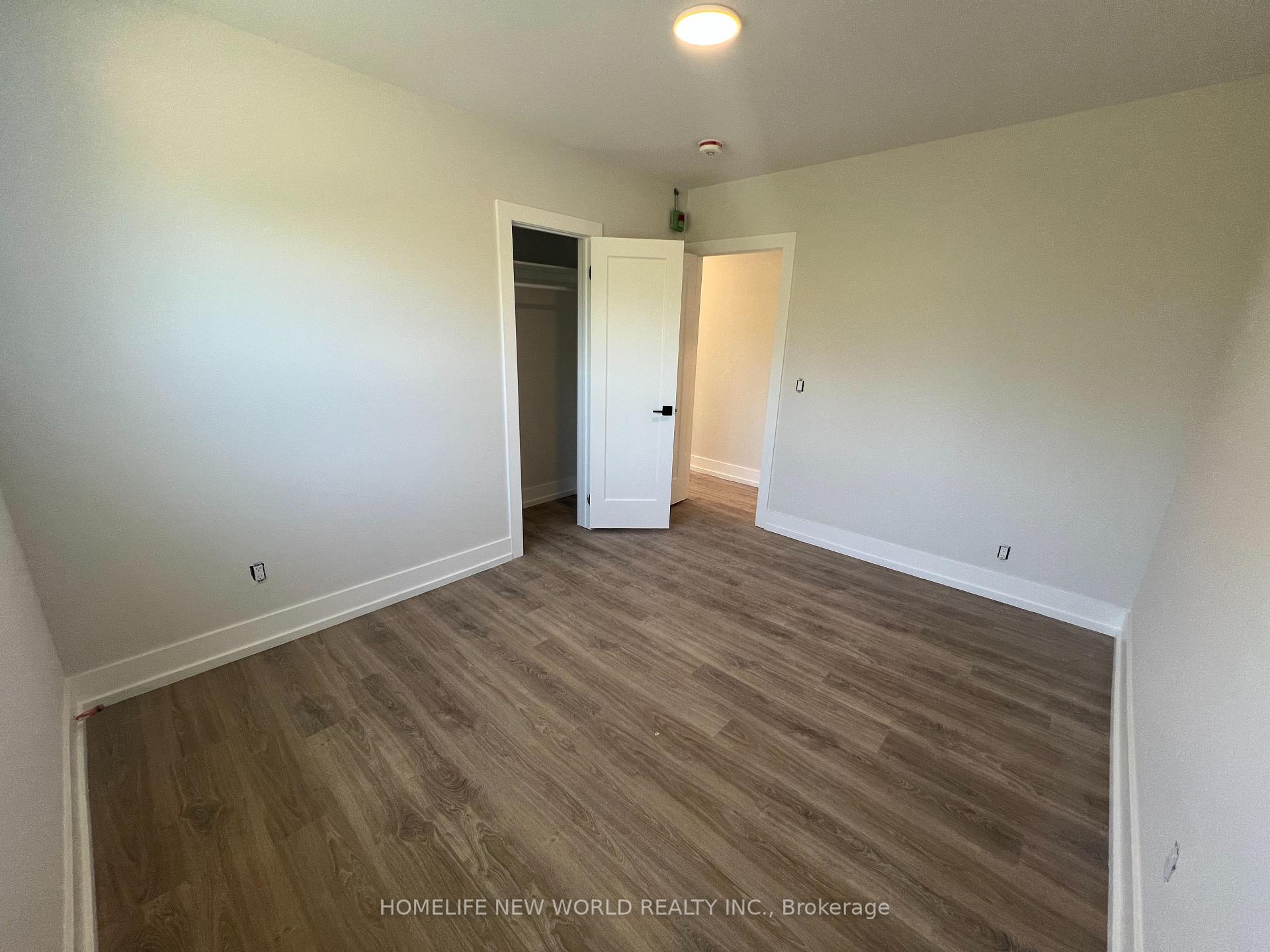 Photo 8 of Unit 3, 2310 Lake Shore Boulevard, Etobicoke, Mimico — HOMEH
