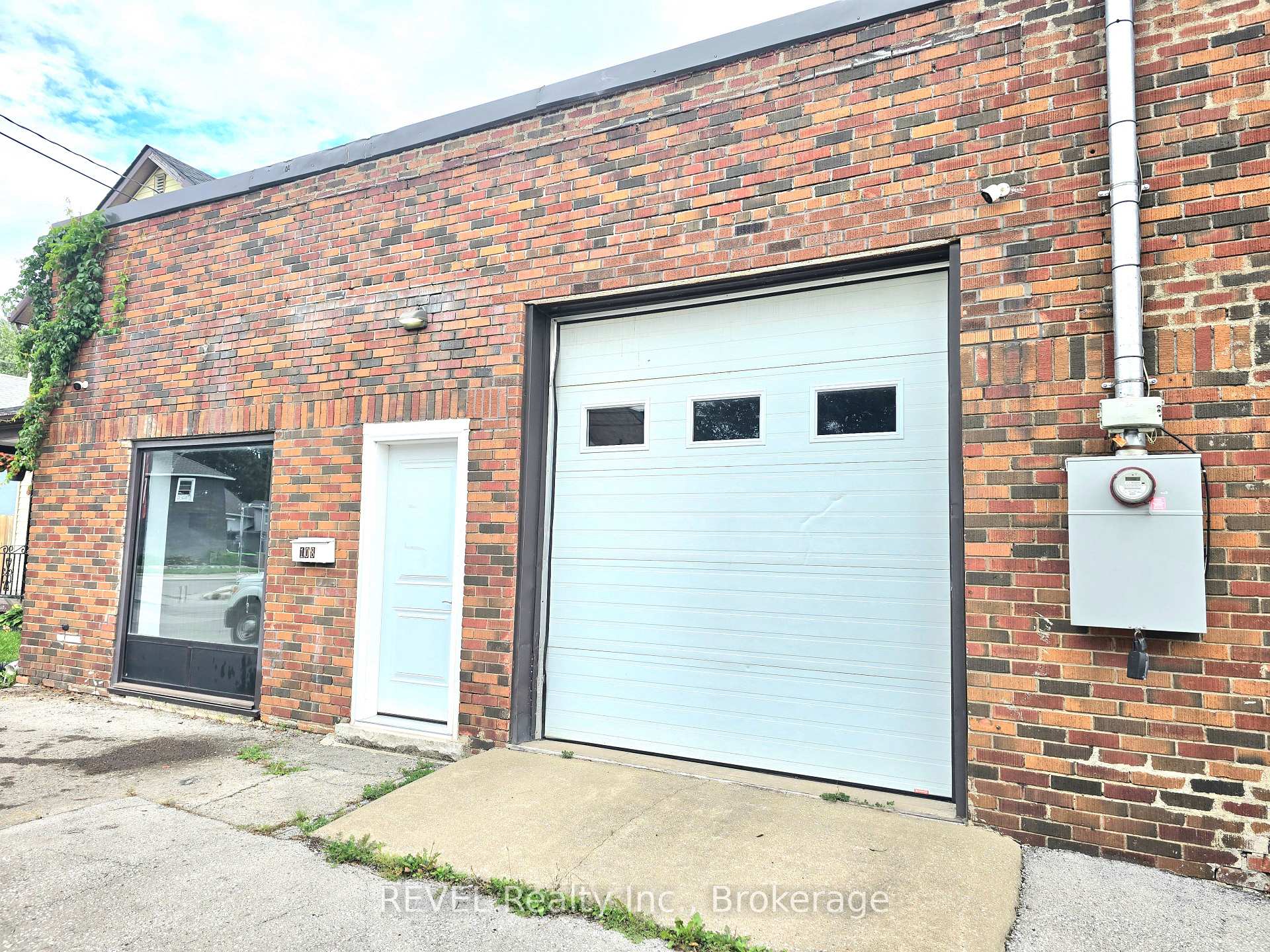 Photo 3 of 108 Duncan Street, Welland, Lincoln/Crowland — HOMEH