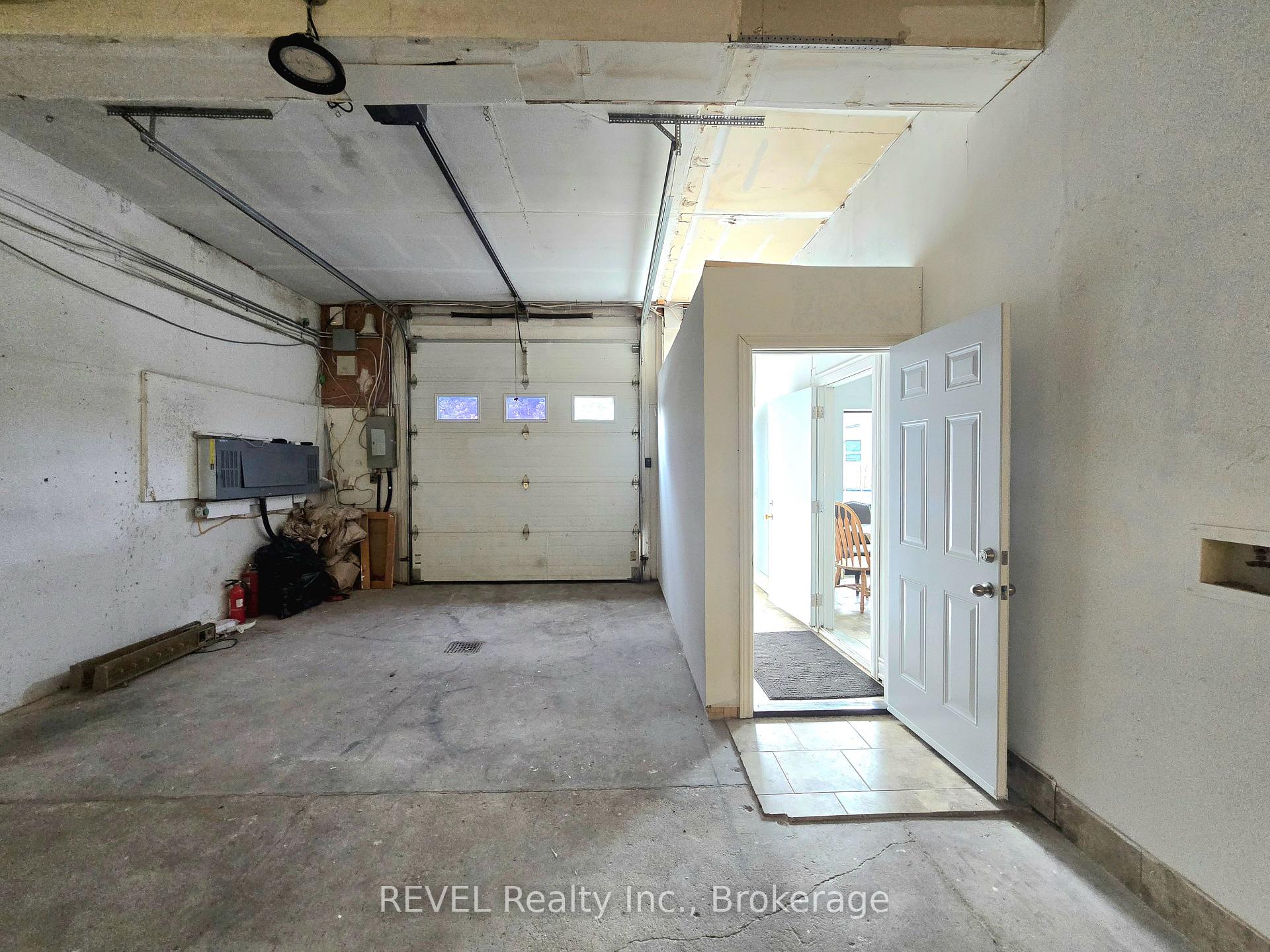 Photo 11 of 108 Duncan Street, Welland, Lincoln/Crowland — HOMEH